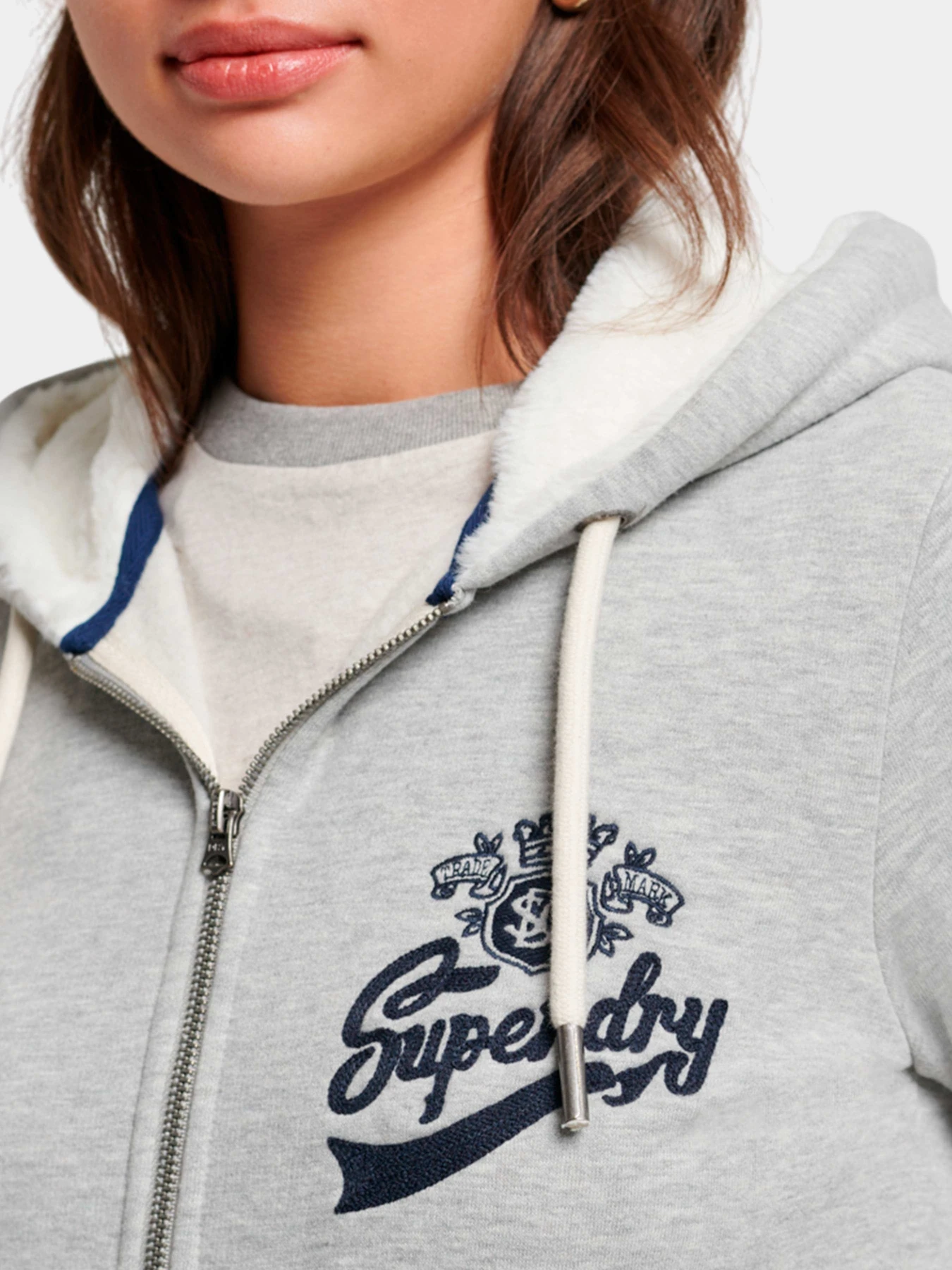 Худи и свитшоты Superdry модель W2011484A07Q Фото