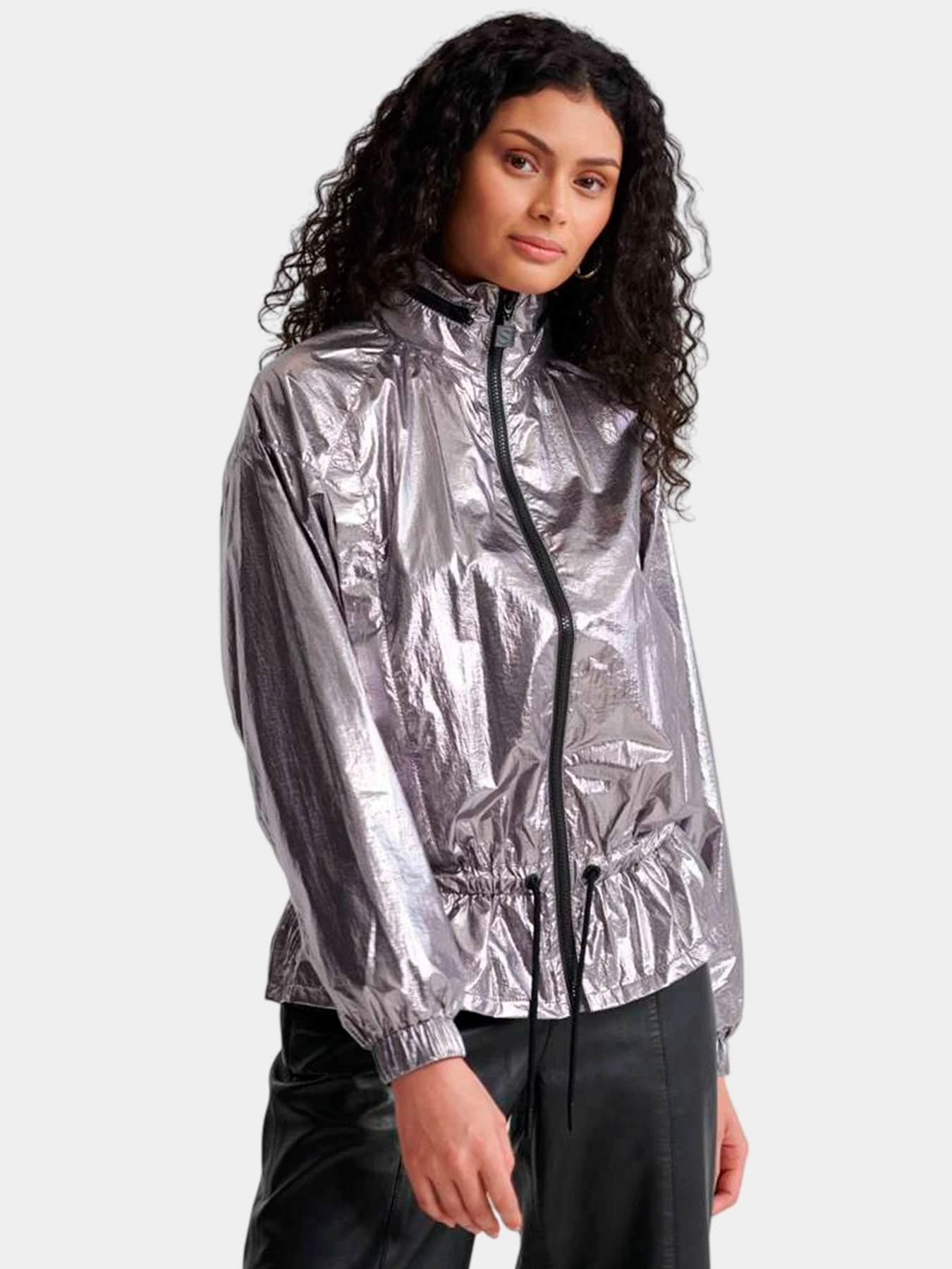 Куртки и дубленки Superdry модель W5010029AC24 Куртки и дубленки Superdry модель W5010029AC24 Фото