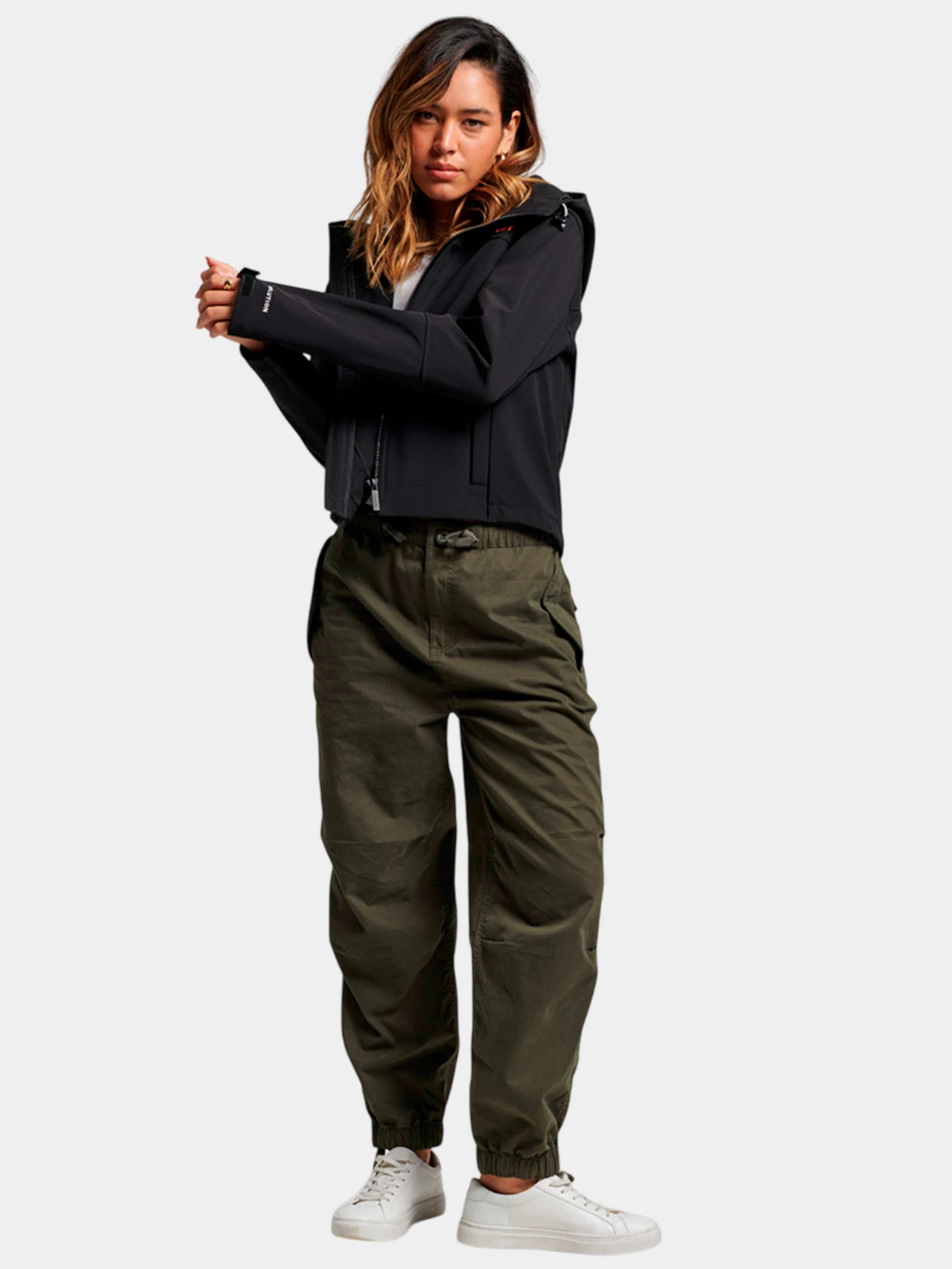 Куртки и дубленки Superdry модель W5011443A02A Куртки и дубленки Superdry модель W5011443A02A Фото