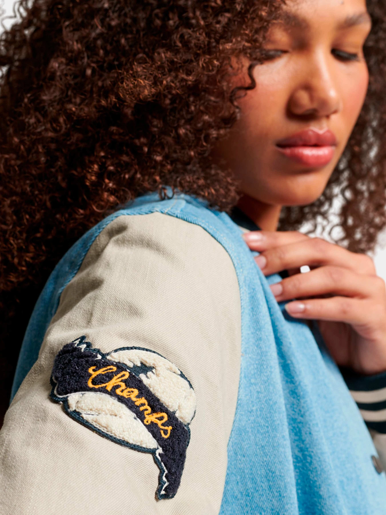 Куртки и дубленки Superdry модель W5011489A8YJ Куртки и дубленки Superdry модель W5011489A8YJ Фото