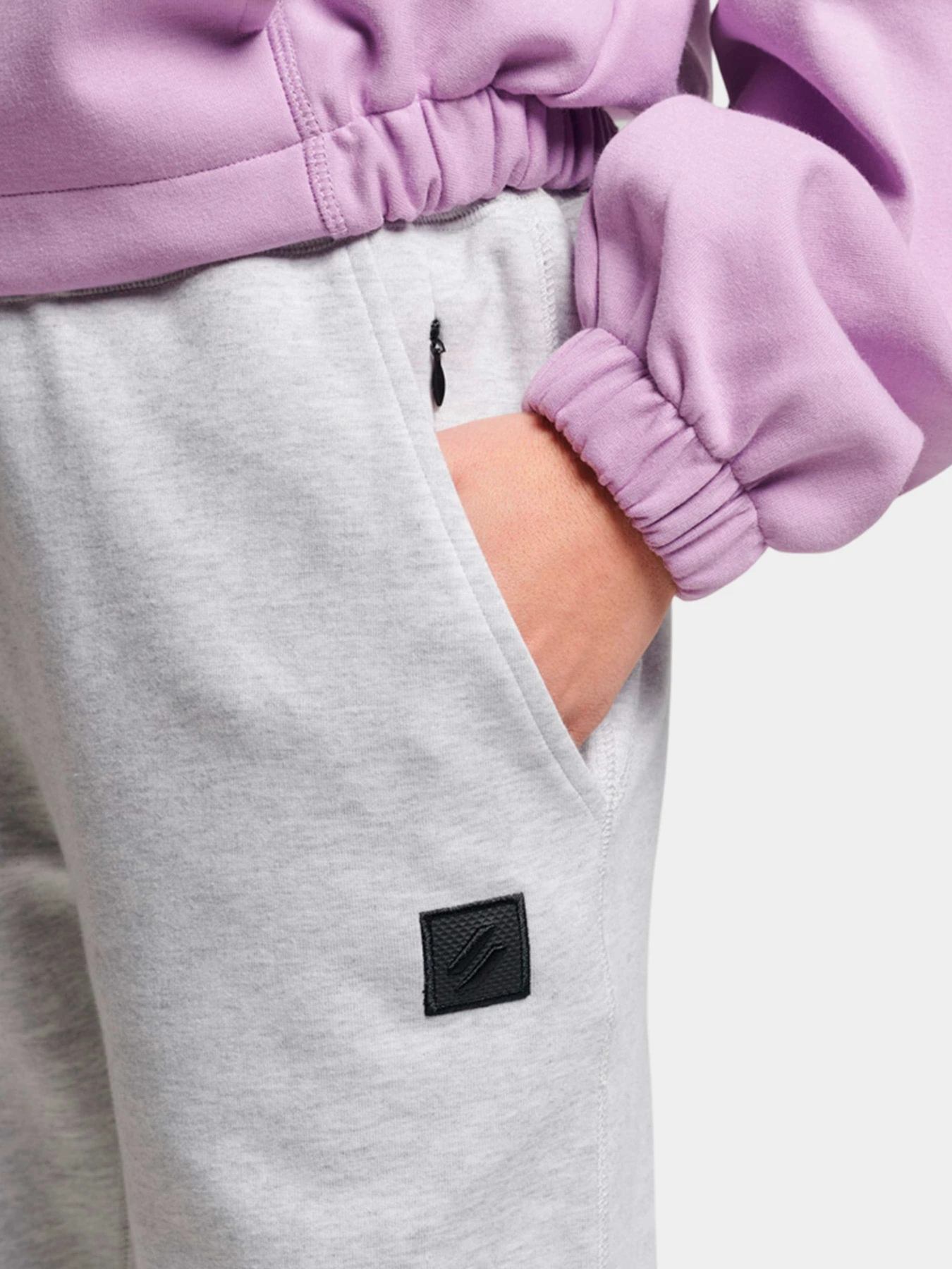 Брюки Superdry модель W7010678AJAR Фото
