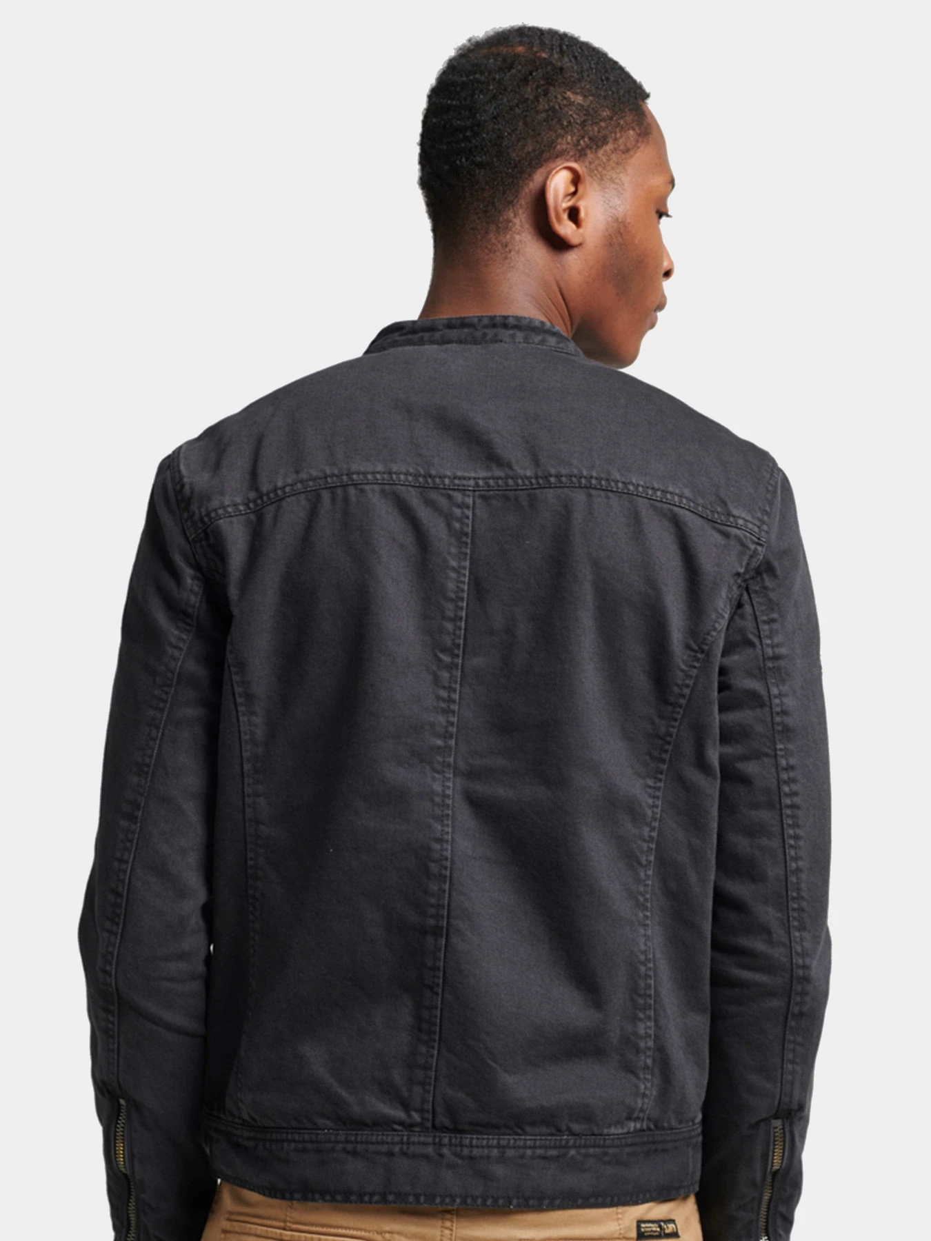 Куртки и дубленки Superdry модель M5011646A12A Куртки и дубленки Superdry модель M5011646A12A Фото