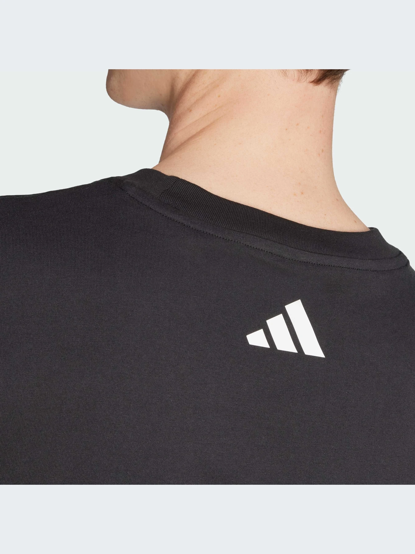 Футболки и поло Adidas Tiro модель JZ5888-KZ Футболки и поло Adidas Tiro модель JZ5888-KZ Фото