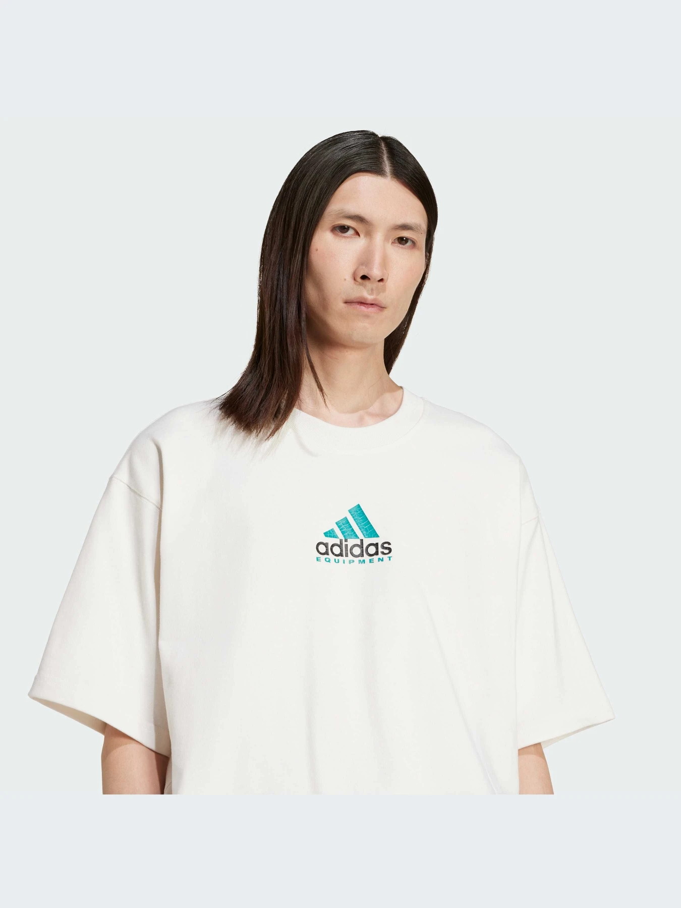 Футболки и поло Adidas Graphics модель JN4845-KZ Футболки и поло Adidas Graphics модель JN4845-KZ Фото