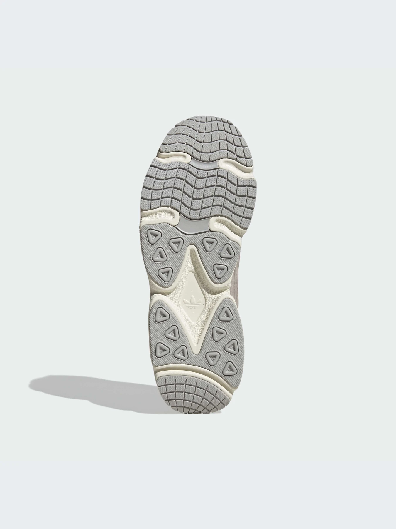 Кроссовки Adidas Ozweego модель JI2627-KZ Кроссовки Adidas Ozweego модель JI2627-KZ Фото