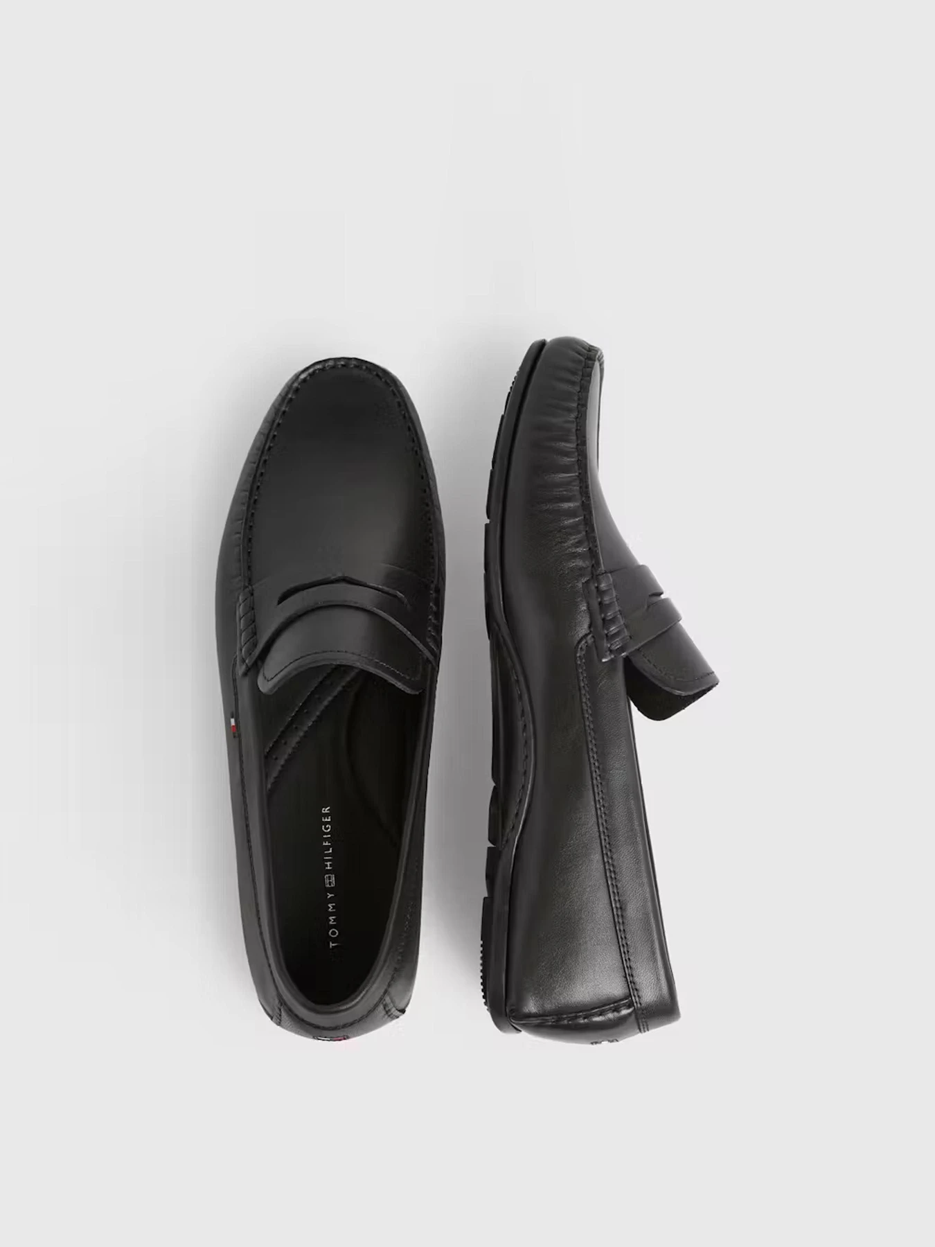 Слипоны и мокасины Tommy Hilfiger модель FM0FM04810-BDS Слипоны и мокасины Tommy Hilfiger модель FM0FM04810-BDS Фото