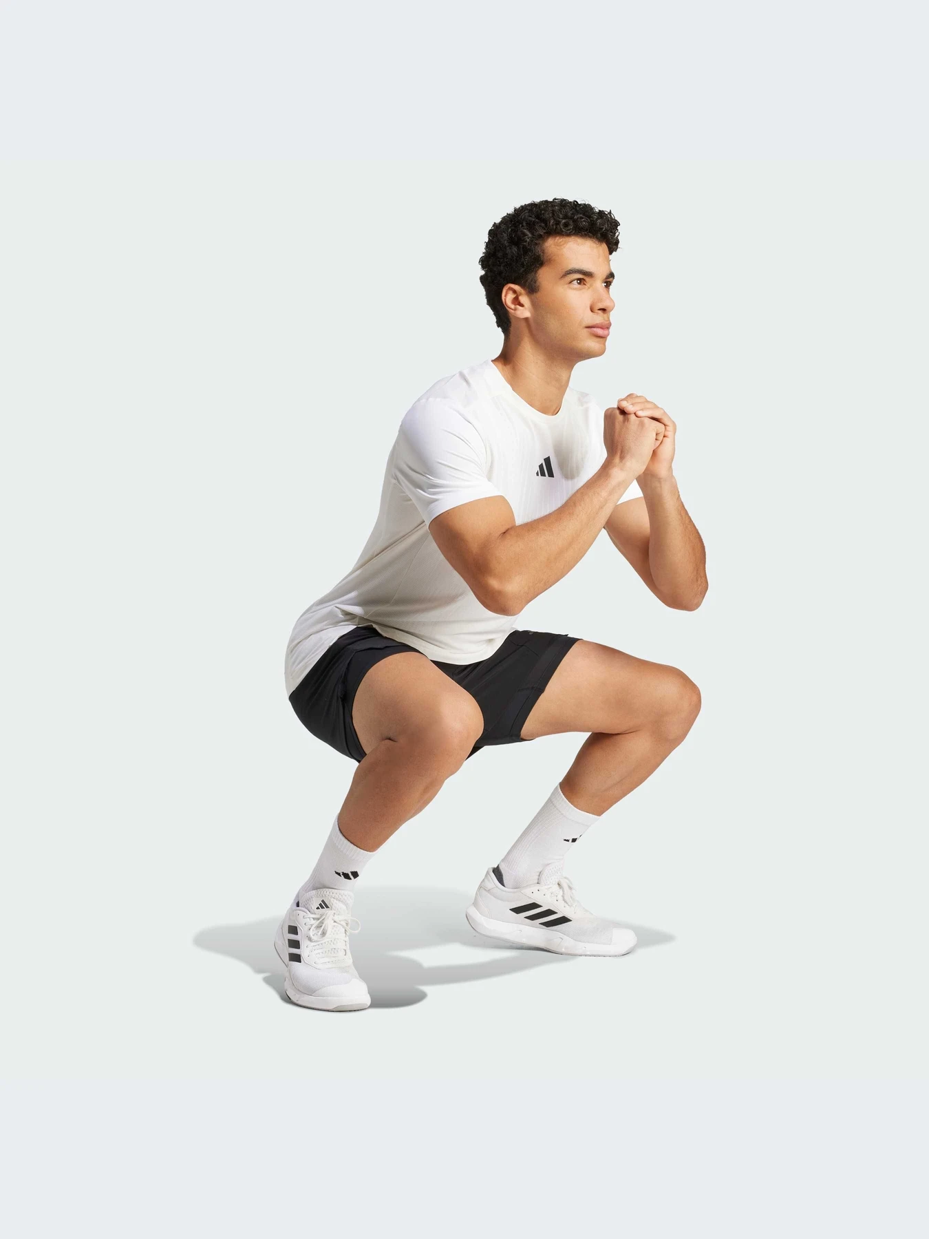 Футболки и поло Adidas модель JE5747-KZ Футболки и поло Adidas модель JE5747-KZ Фото