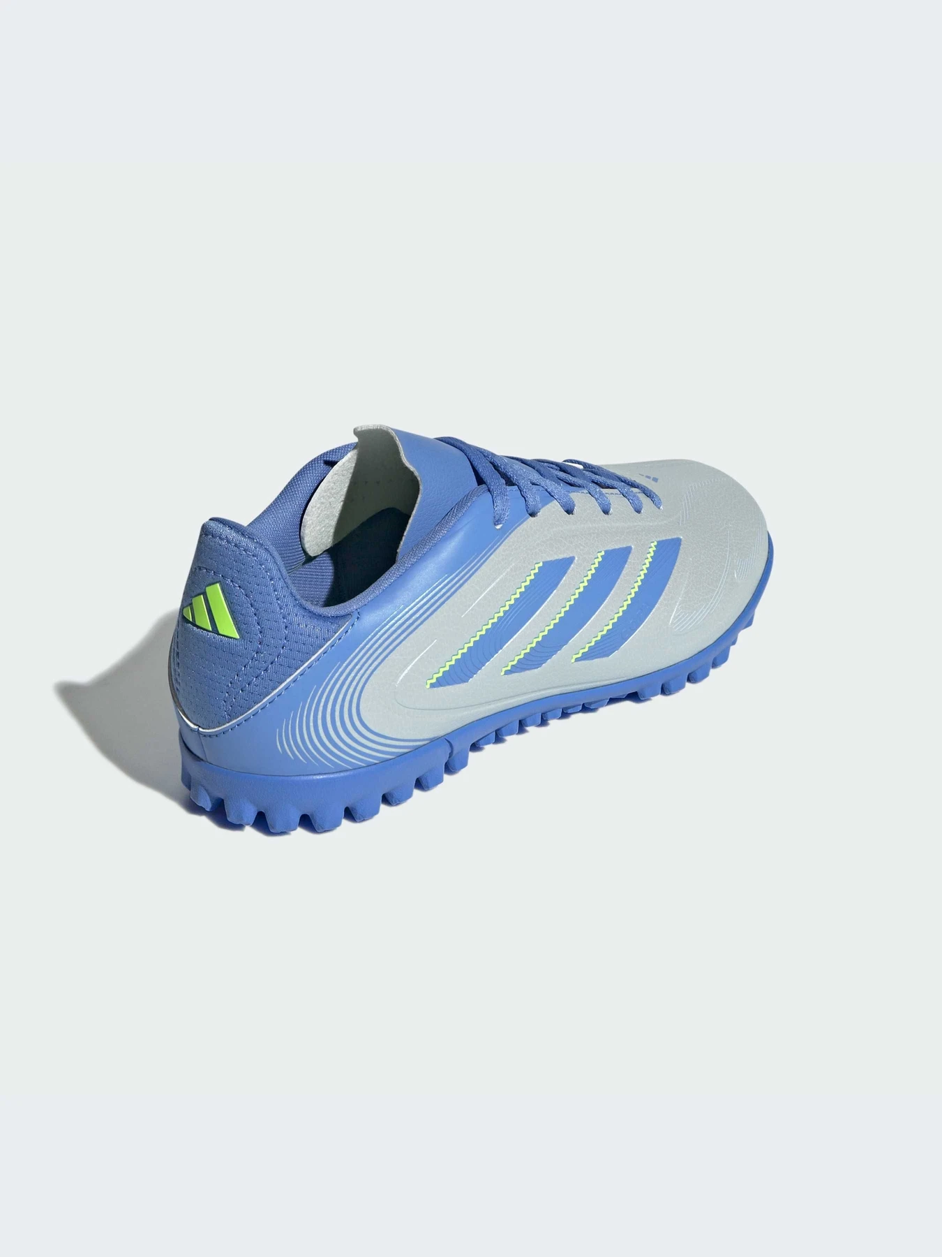 Кроссовки Adidas Copa модель IE1186-KZ Кроссовки Adidas Copa модель IE1186-KZ Фото