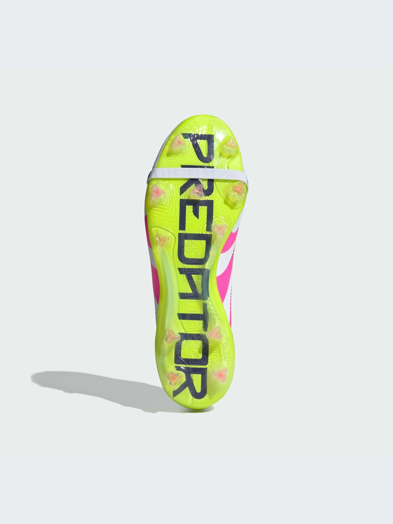Кроссовки Adidas Predator модель ID8967-KZ Кроссовки Adidas Predator модель ID8967-KZ Фото