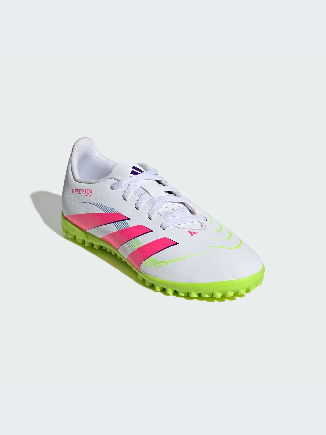 Кроссовки Adidas Predator модель ID3806-KZ Кроссовки Adidas Predator модель ID3806-KZ Фото