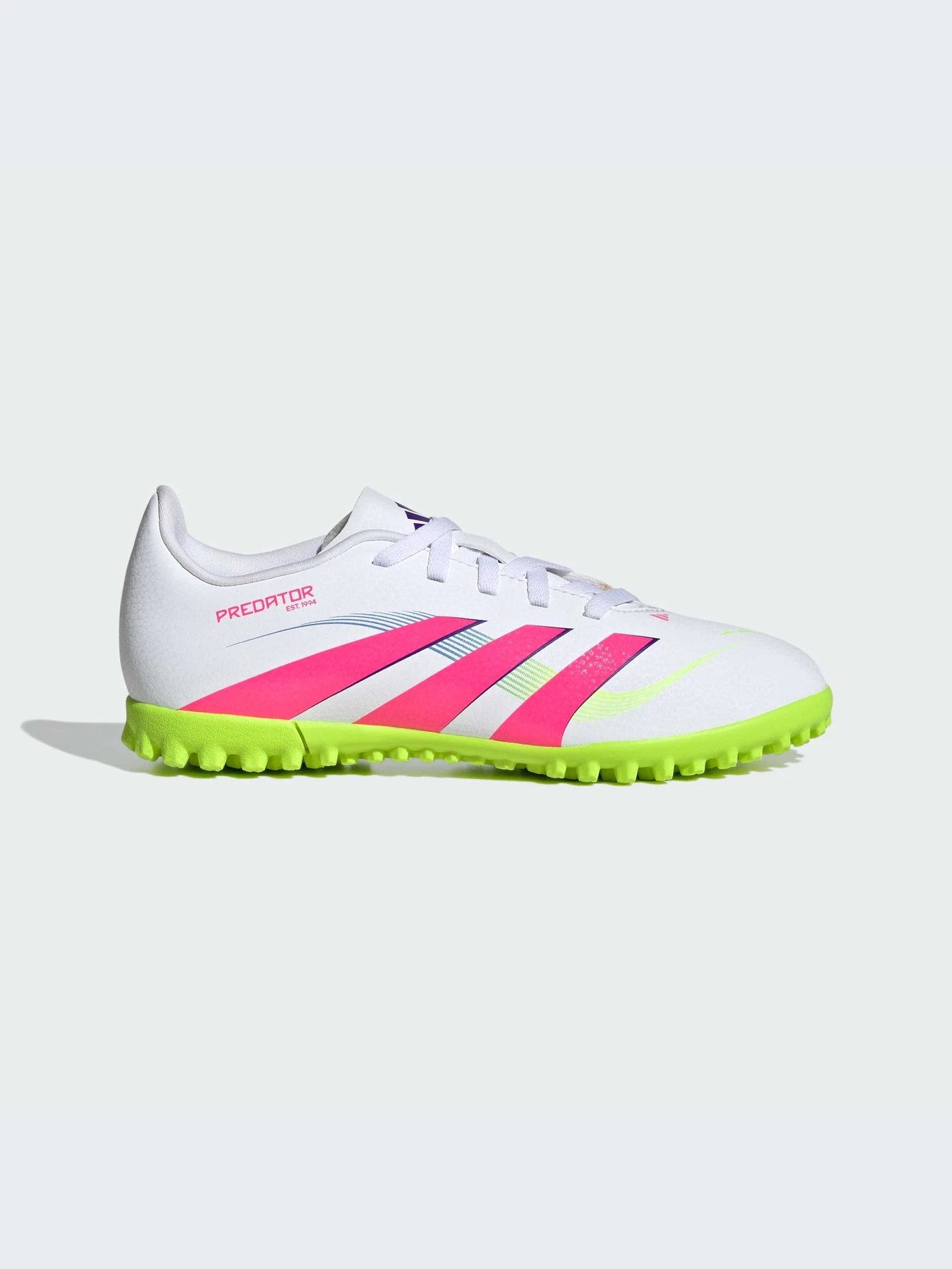 Кроссовки Adidas Predator модель ID3806-KZ Кроссовки Adidas Predator модель ID3806-KZ Фото