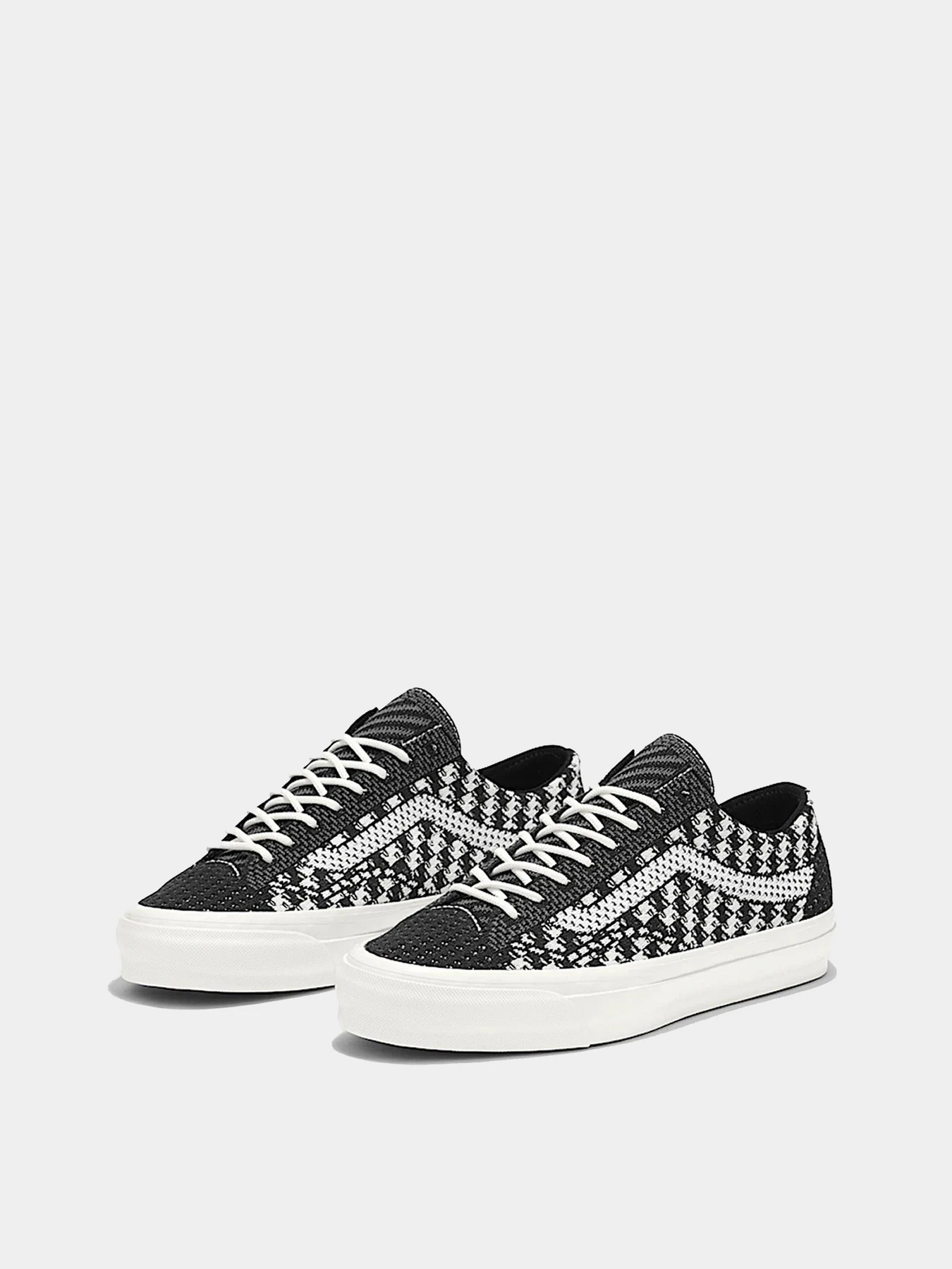 Кеды Vans модель VN000D8HHR01 Кеды Vans модель VN000D8HHR01 Фото