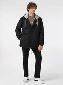 Куртки и дубленки Vans модель VN000HMHBLK1 Фото