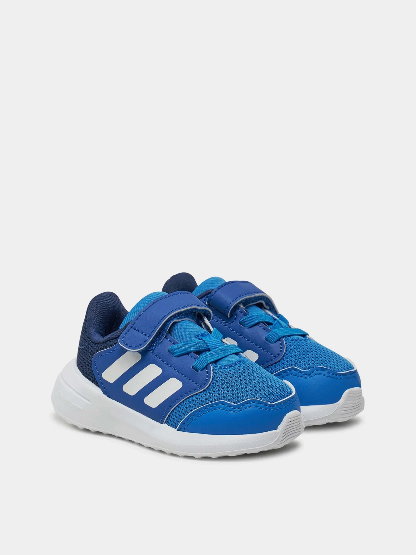 Кроссовки Adidas модель IH7780 Кроссовки Adidas модель IH7780 Фото