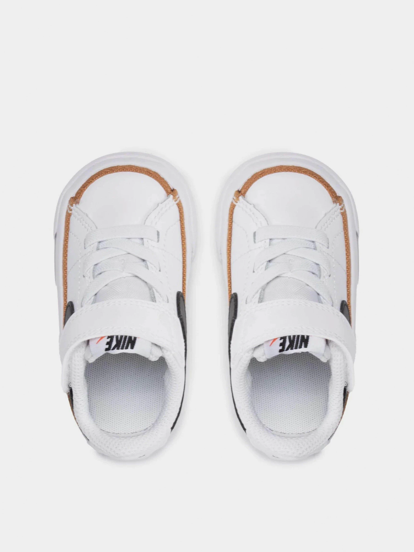 Кроссовки NIKE модель DA5382-102 Кроссовки NIKE модель DA5382-102 Фото