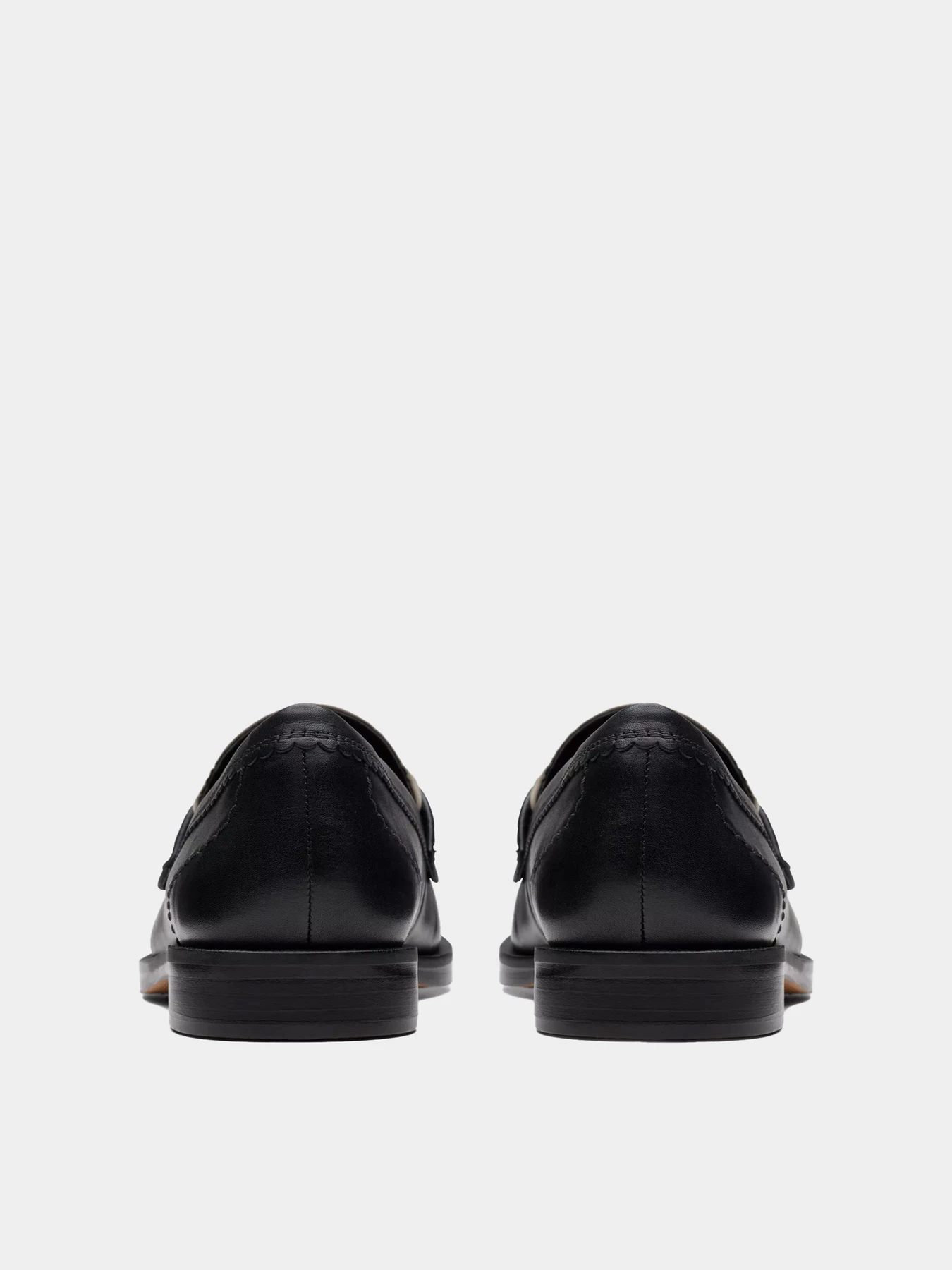 Туфли и лоферы Clarks модель 26181270 Туфли и лоферы Clarks модель 26181270 Фото