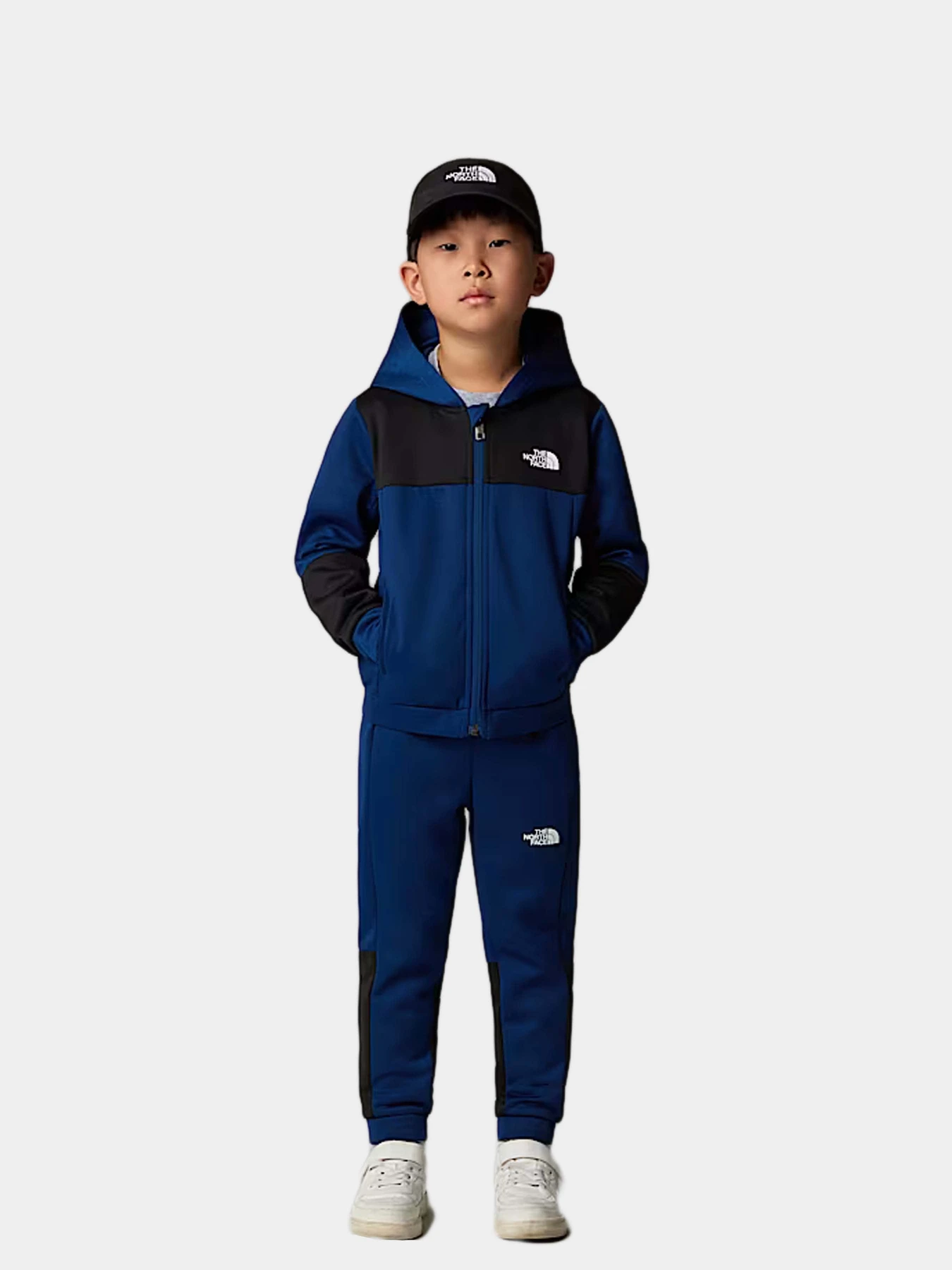 Костюмы The North Face модель NF0A8783D1R1 Костюмы The North Face модель NF0A8783D1R1 Фото