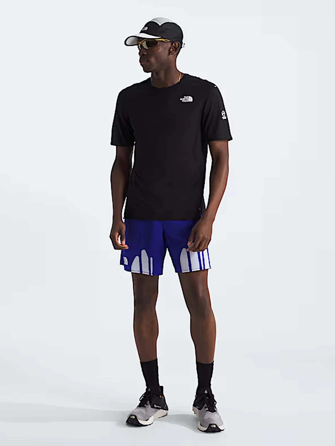 Футболки и поло The North Face модель NF0A88XCJK31 Футболки и поло The North Face модель NF0A88XCJK31 Фото