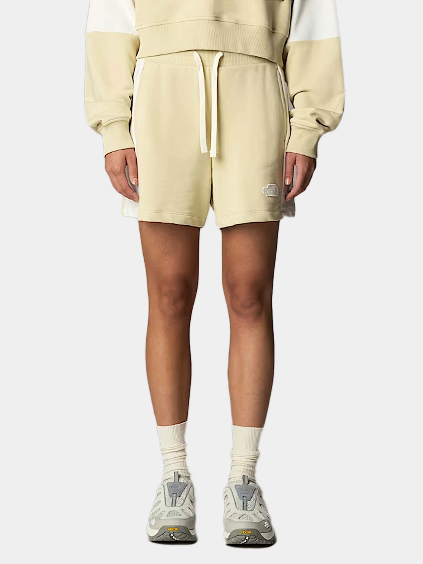 Шорты The North Face модель NF0A8C273X41 Шорты The North Face модель NF0A8C273X41 Фото