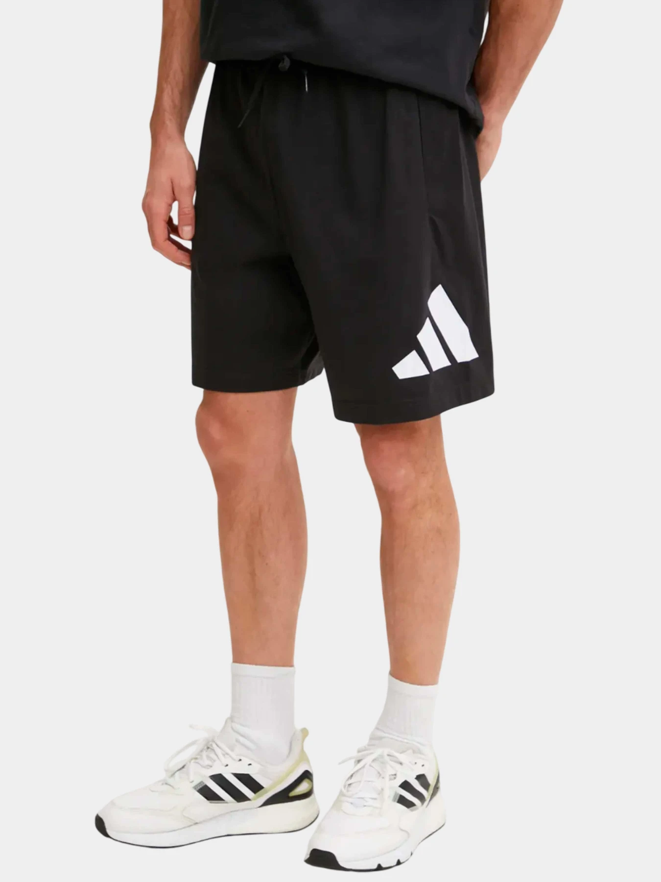 Шорты Adidas модель IS6909 Шорты Adidas модель IS6909 Фото