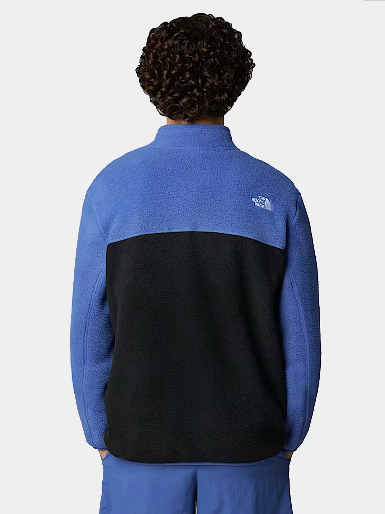Худи и свитшоты The North Face модель NF0A883RA4B1 Худи и свитшоты The North Face модель NF0A883RA4B1 Фото
