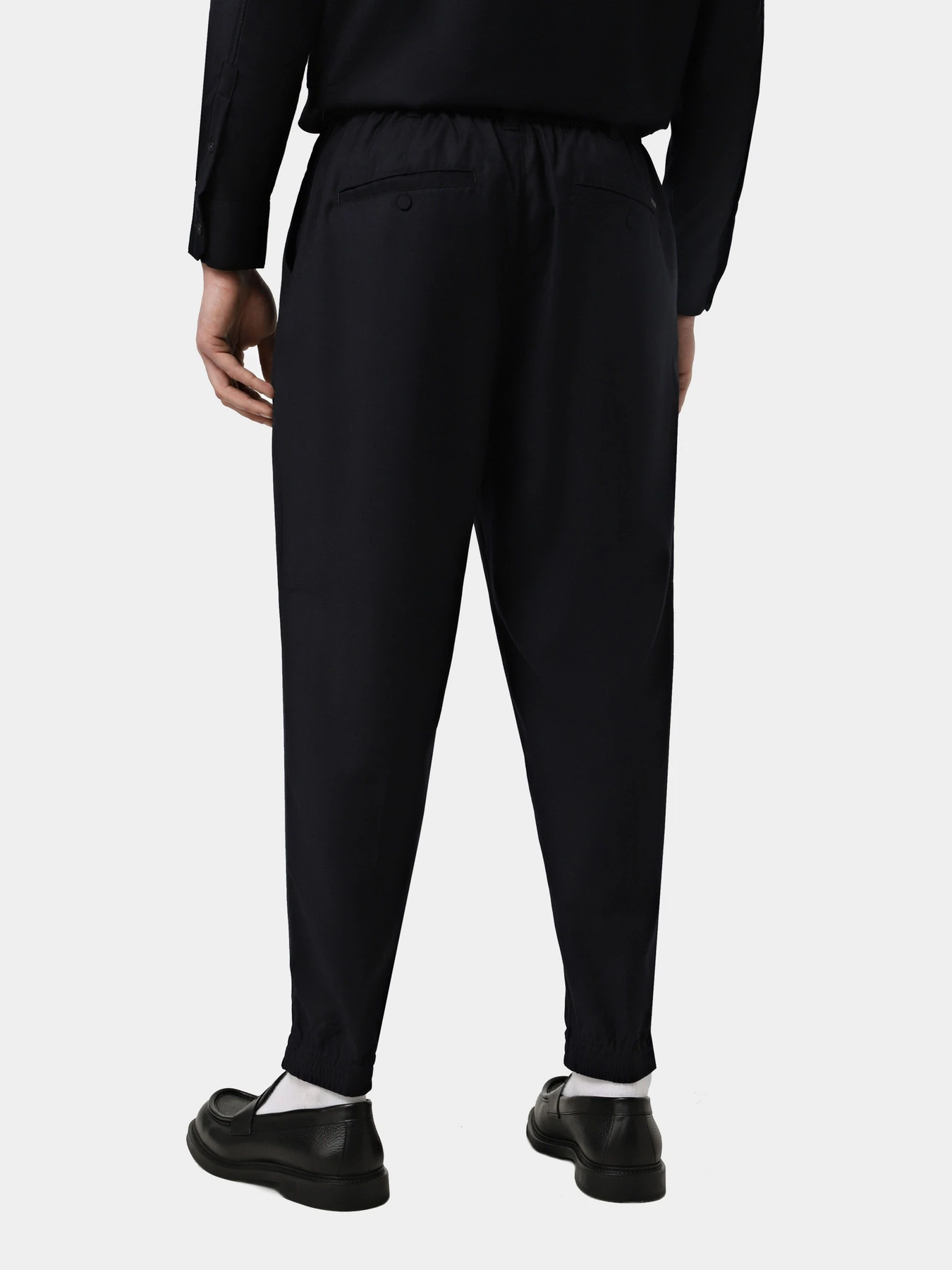 Брюки Emporio Armani модель 6D1PE9-1NVCZ-0920 Брюки Emporio Armani модель 6D1PE9-1NVCZ-0920 Фото