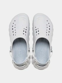 Шлёпанцы Crocs модель 207937-1FT Фото