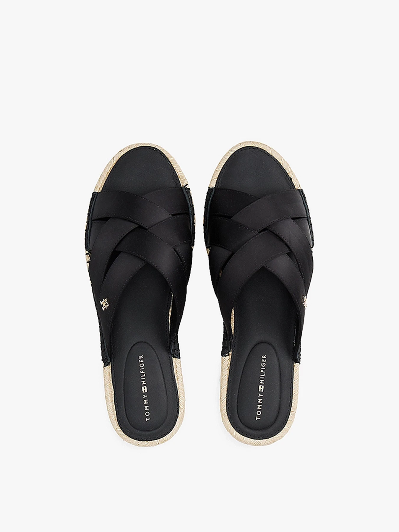 Шлёпанцы Tommy Hilfiger модель FW0FW08502-BDS Шлёпанцы Tommy Hilfiger модель FW0FW08502-BDS Фото