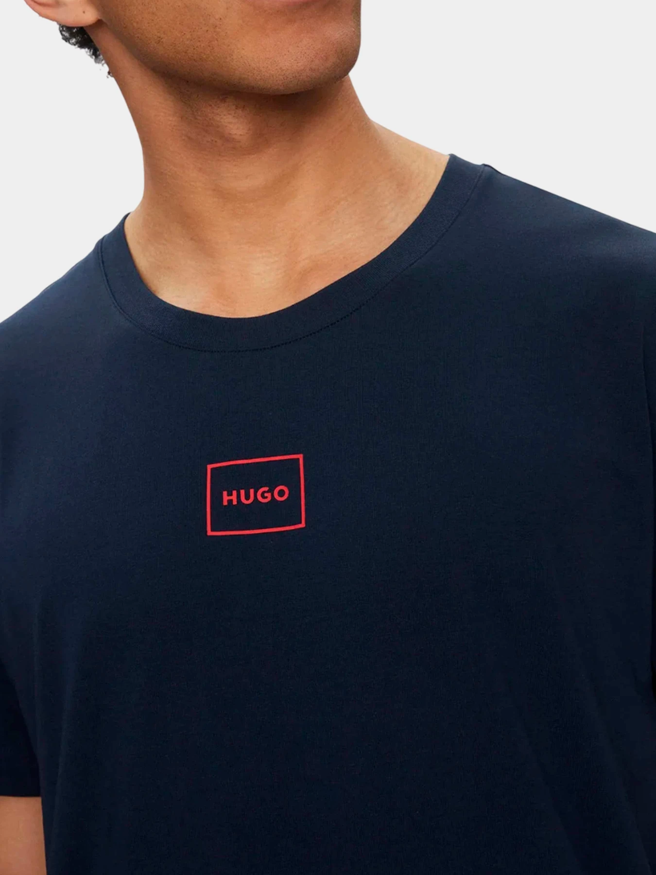Футболки и поло HUGO модель 50525236-405 Футболки и поло HUGO модель 50525236-405 Фото