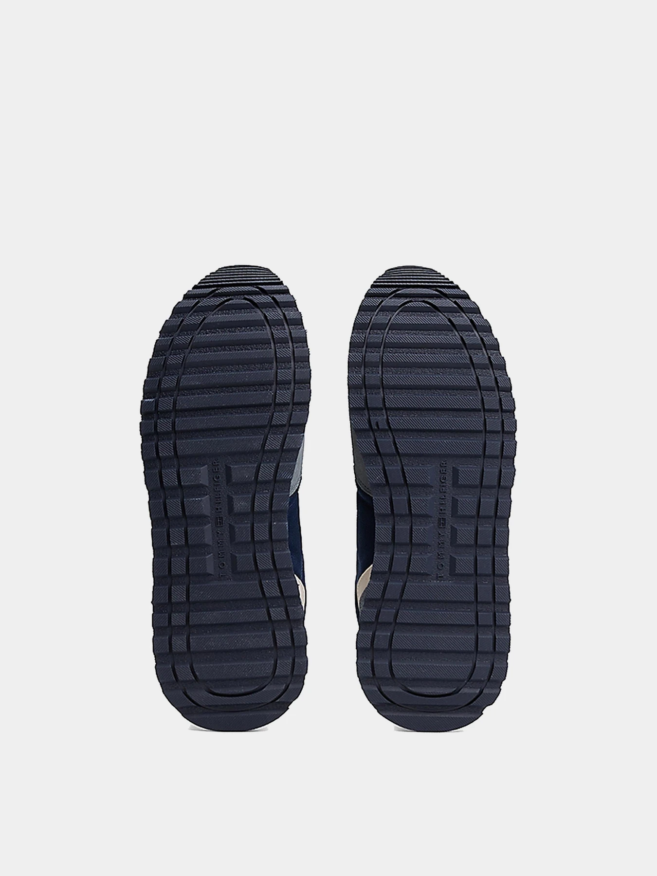 Кроссовки Tommy Hilfiger модель FM0FM05465-DB9 Кроссовки Tommy Hilfiger модель FM0FM05465-DB9 Фото