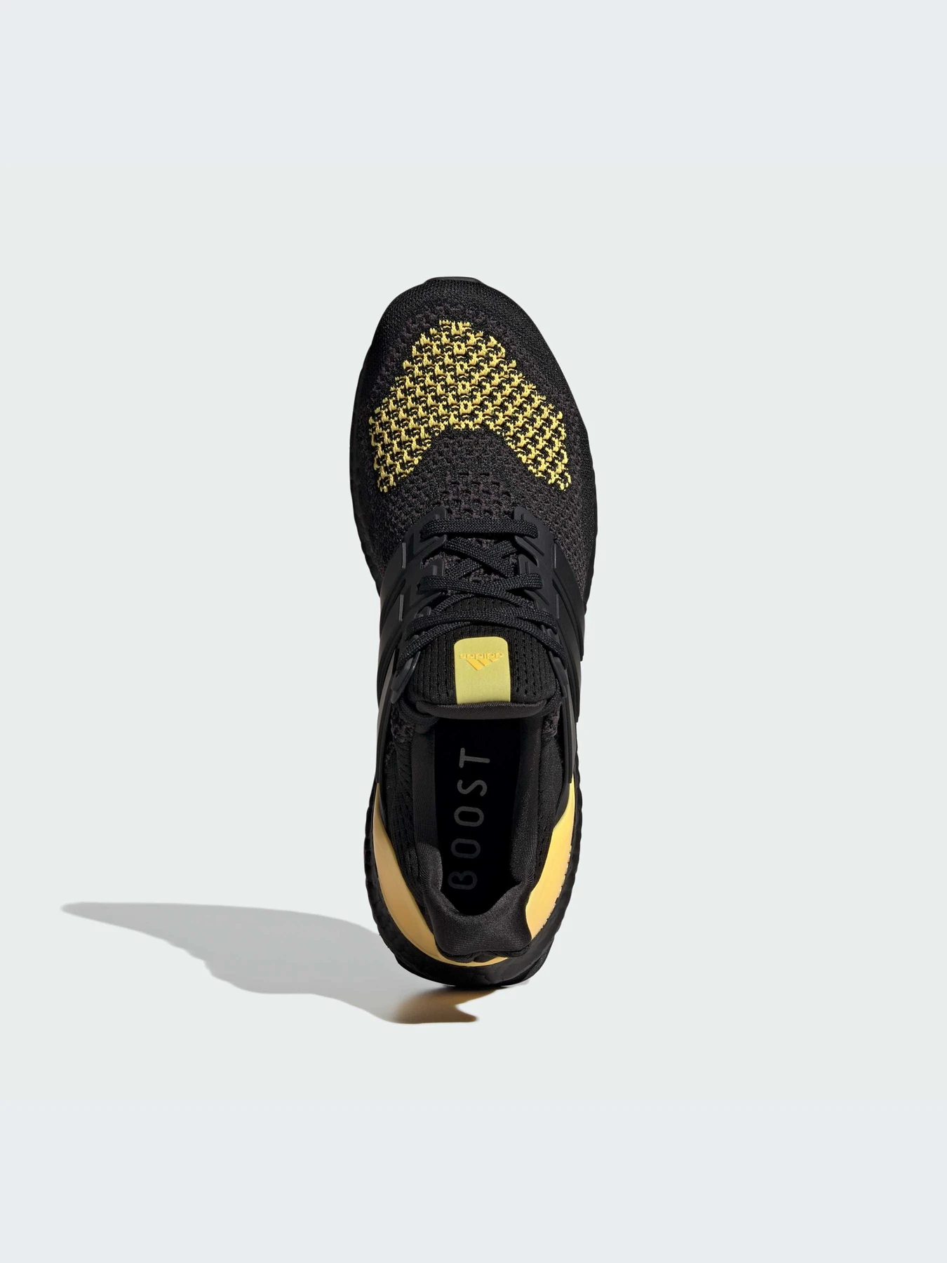 Кроссовки Adidas Ultraboost модель JQ2273-KZ Фото