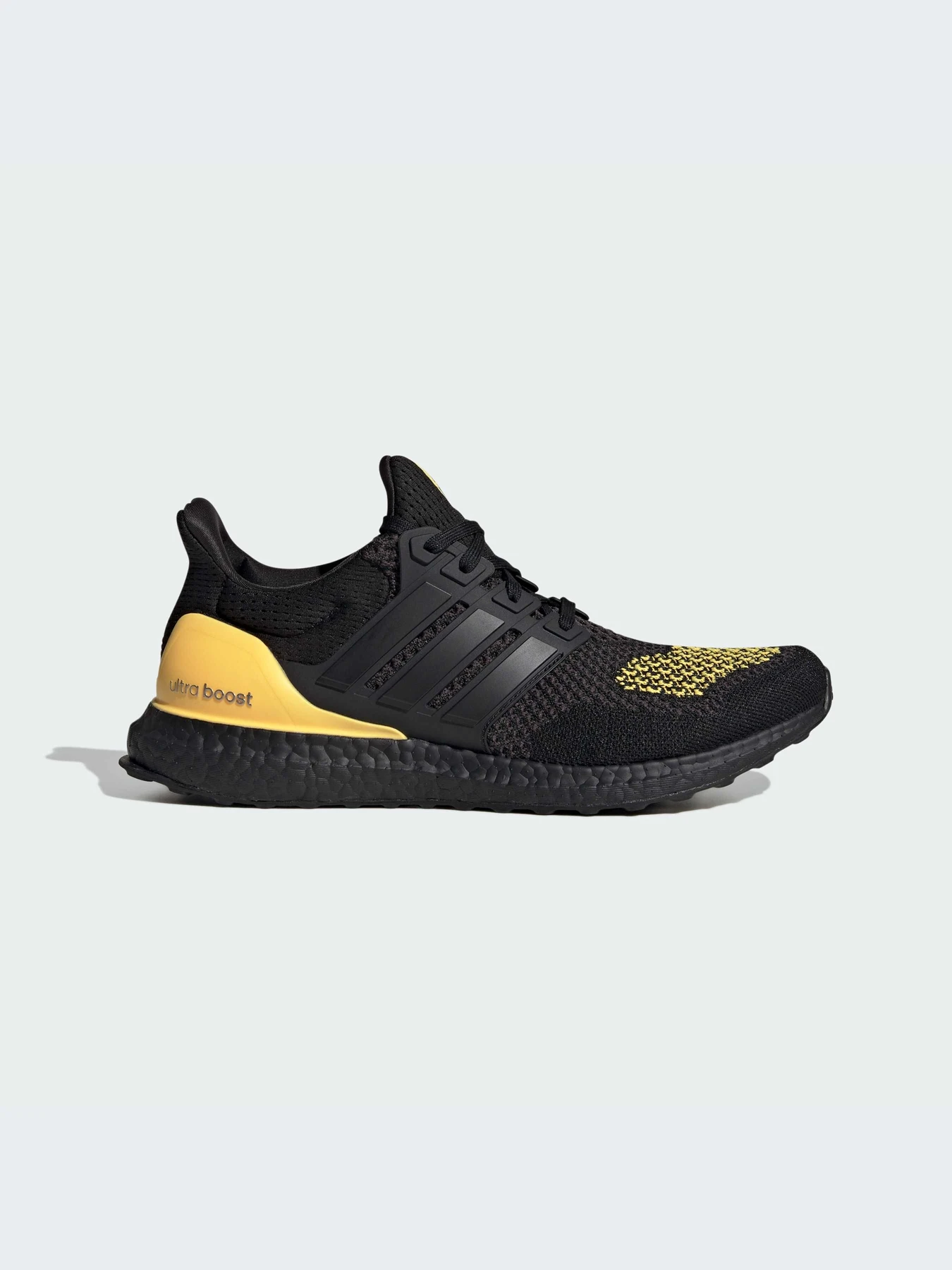 Кроссовки Adidas Ultraboost модель JQ2273-KZ Фото