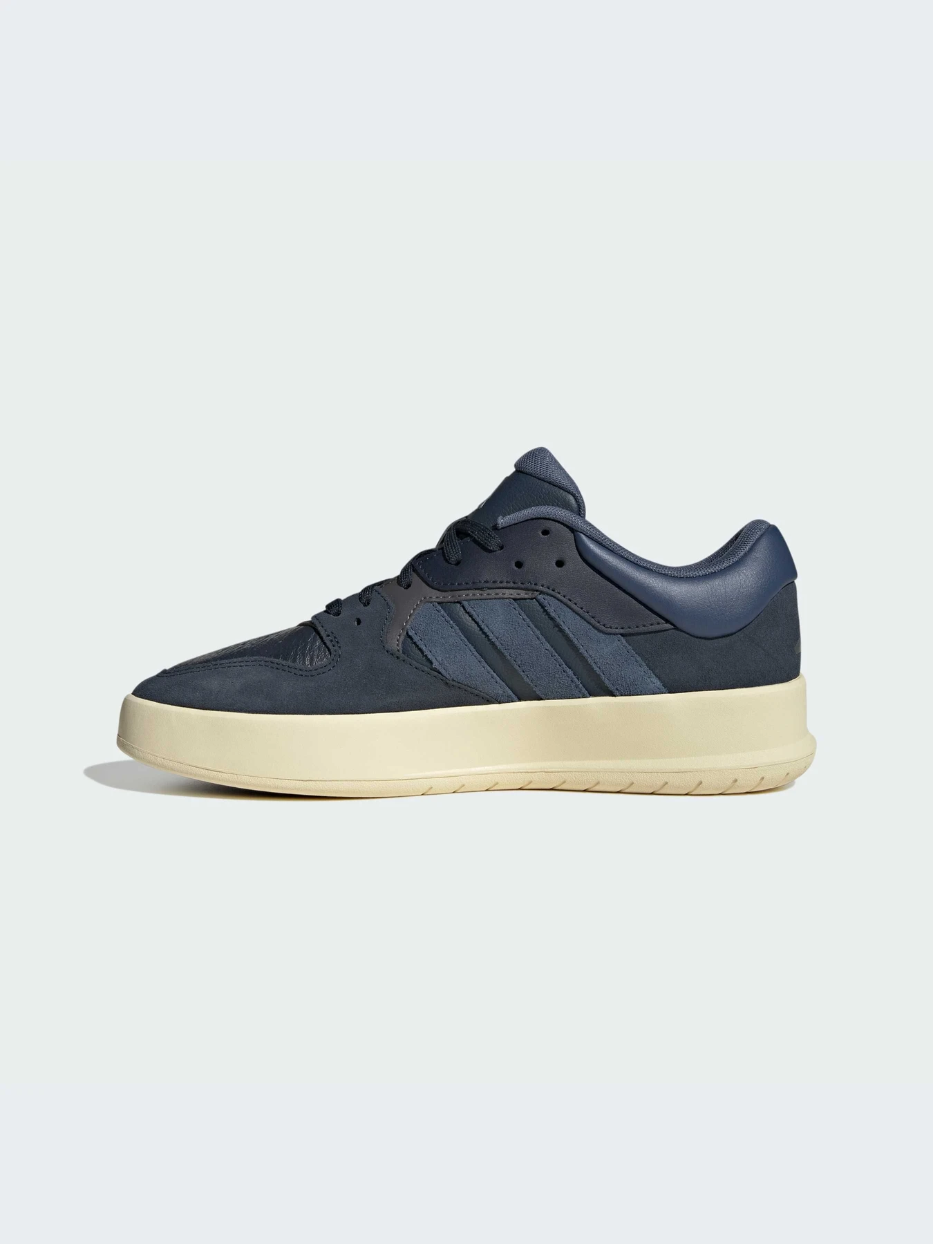 Кроссовки Adidas модель JP5370-KZ Кроссовки Adidas модель JP5370-KZ Фото
