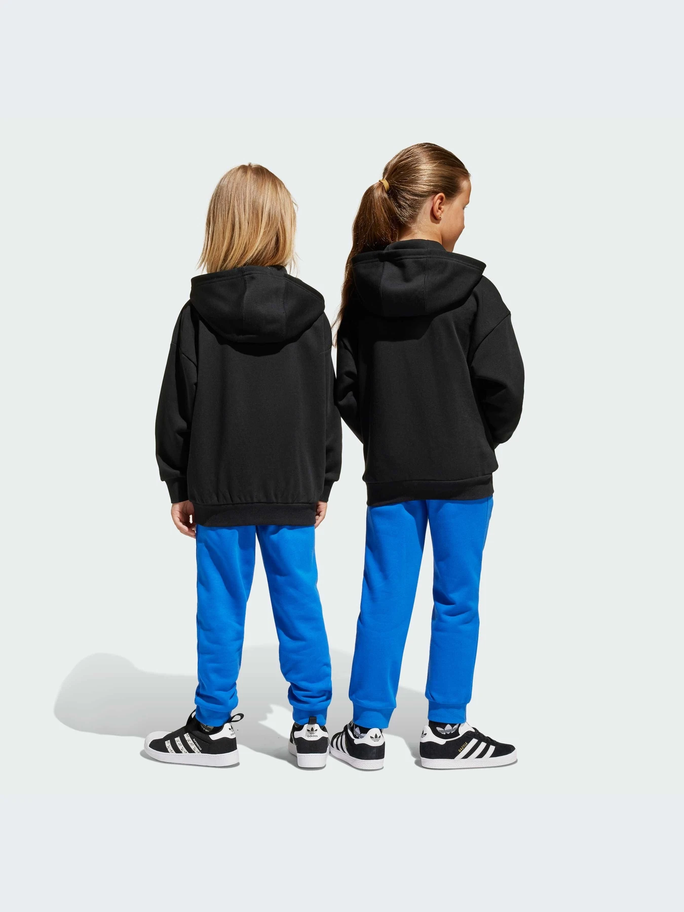 Костюмы Adidas модель JN7709-KZ Костюмы Adidas модель JN7709-KZ Фото