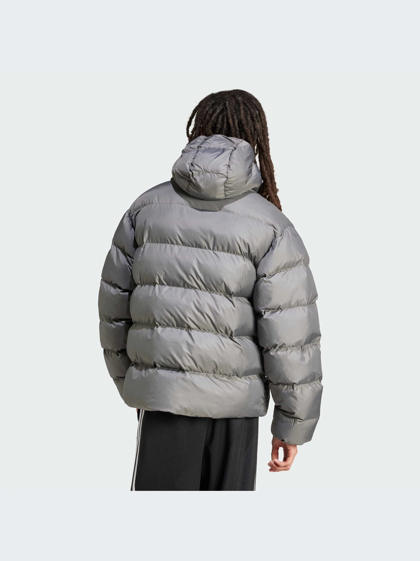 Куртки и дубленки Adidas модель IY3398-KZ Куртки и дубленки Adidas модель IY3398-KZ Фото