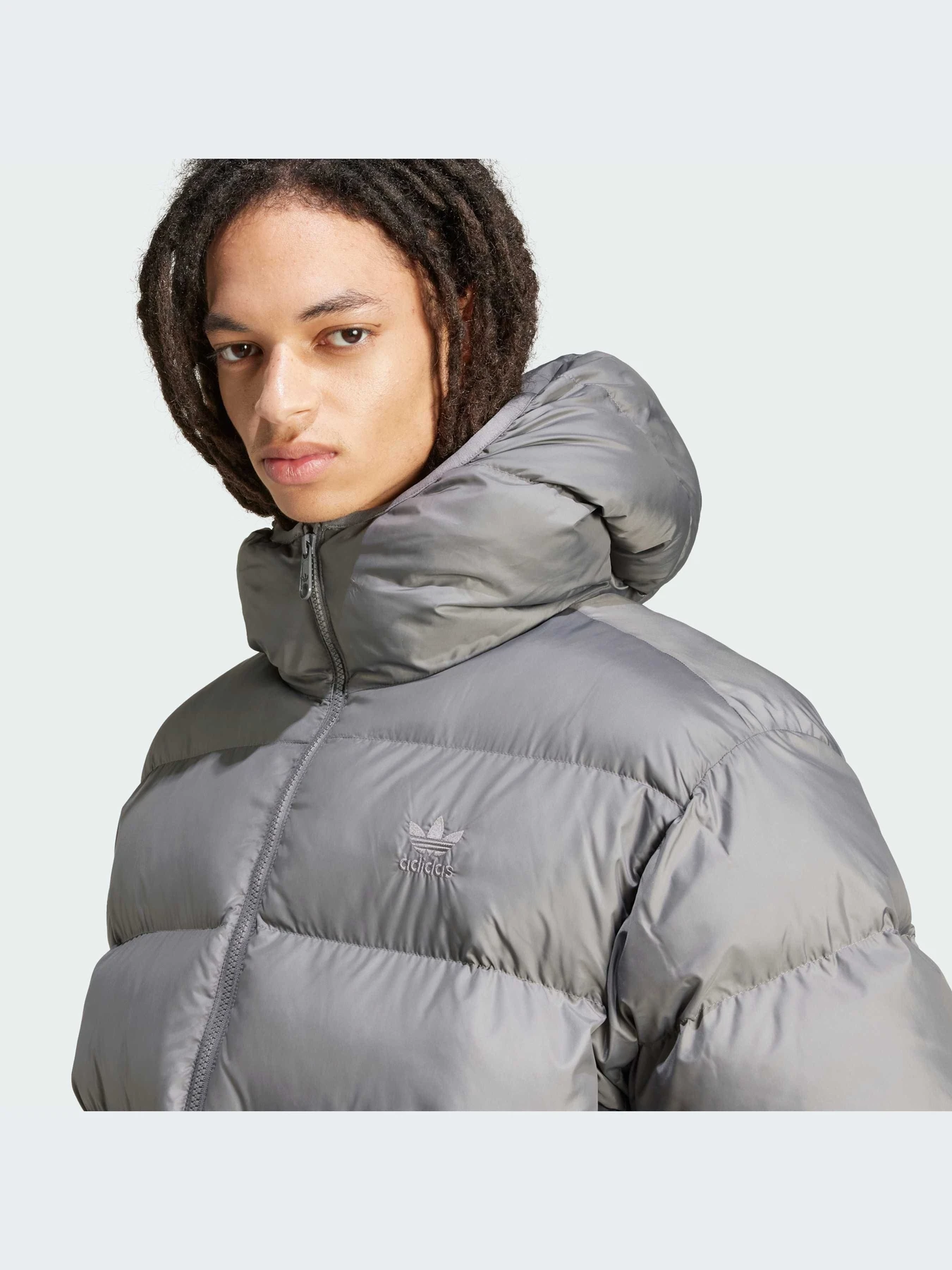 Куртки и дубленки Adidas модель IY3398-KZ Куртки и дубленки Adidas модель IY3398-KZ Фото