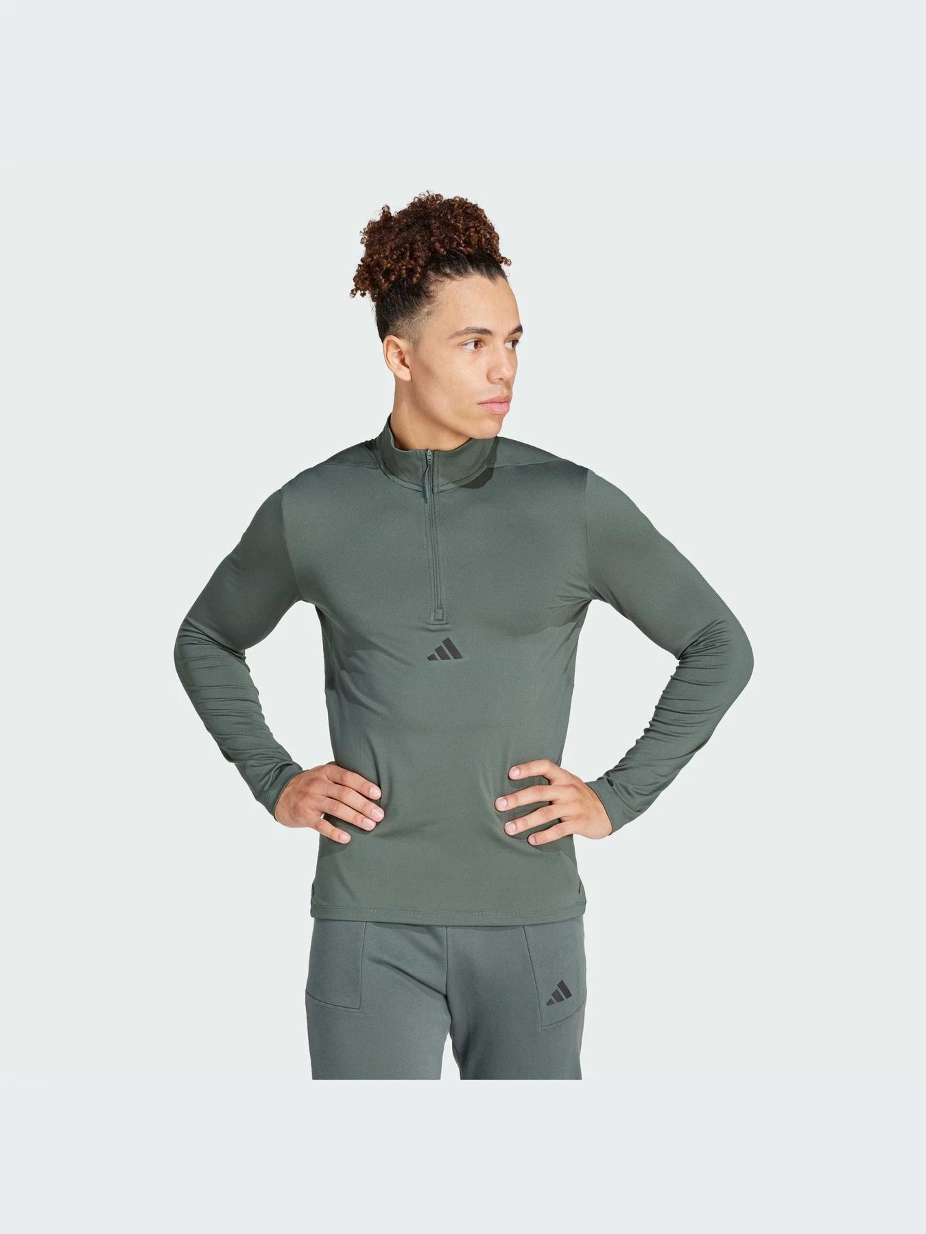 Худи и свитшоты Adidas модель IS3802-KZ Худи и свитшоты Adidas модель IS3802-KZ Фото