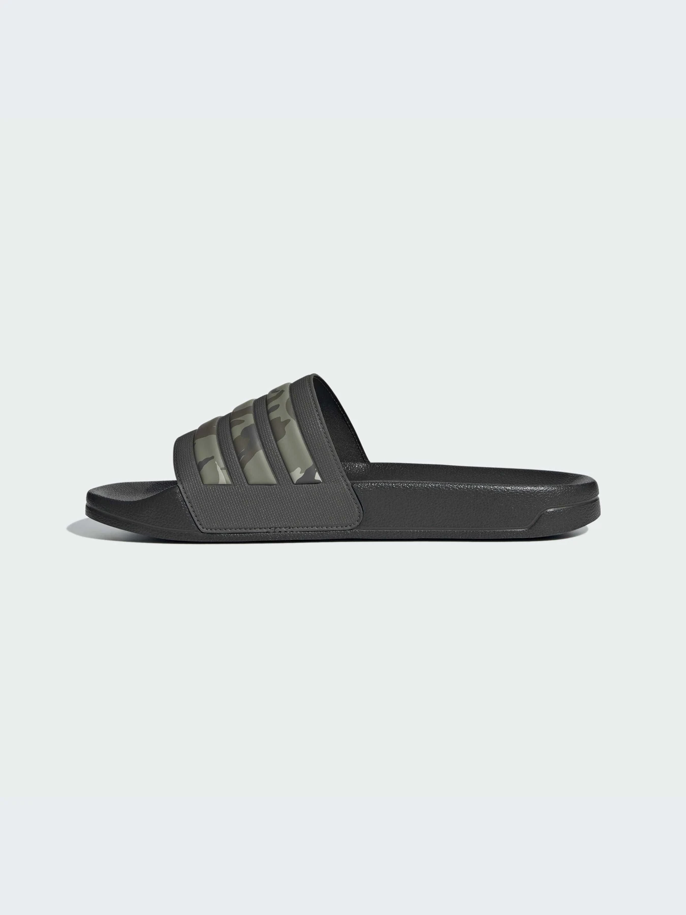 Шлёпанцы Adidas Adilette модель IG3683-KZ Шлёпанцы Adidas Adilette модель IG3683-KZ Фото
