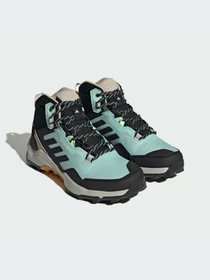 Ботинки и сапоги Adidas модель IF4850-KZ Фото