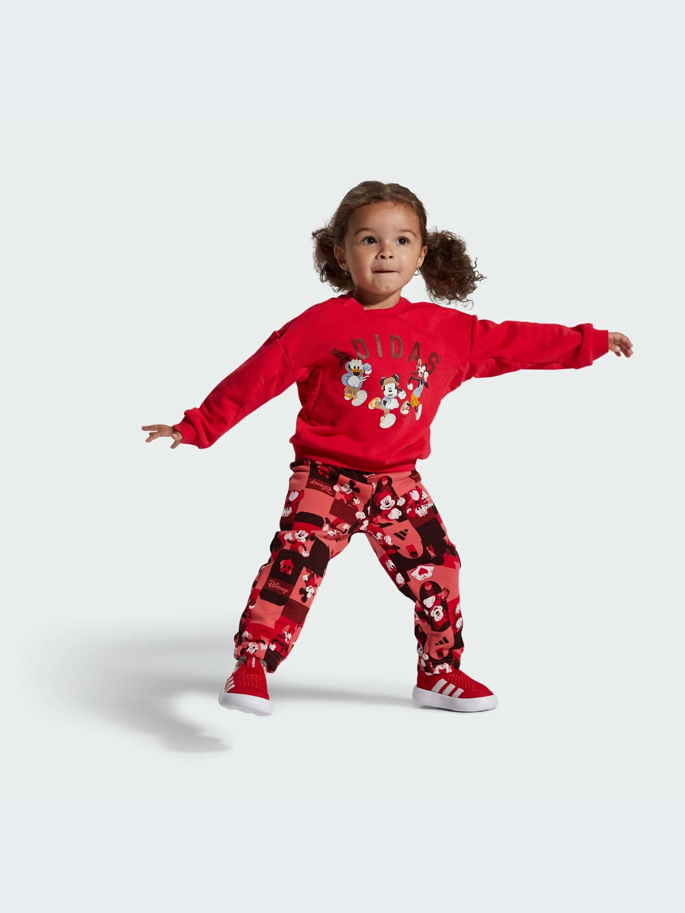 Кроссовки Adidas модель JI1609-KZ Кроссовки Adidas модель JI1609-KZ Фото