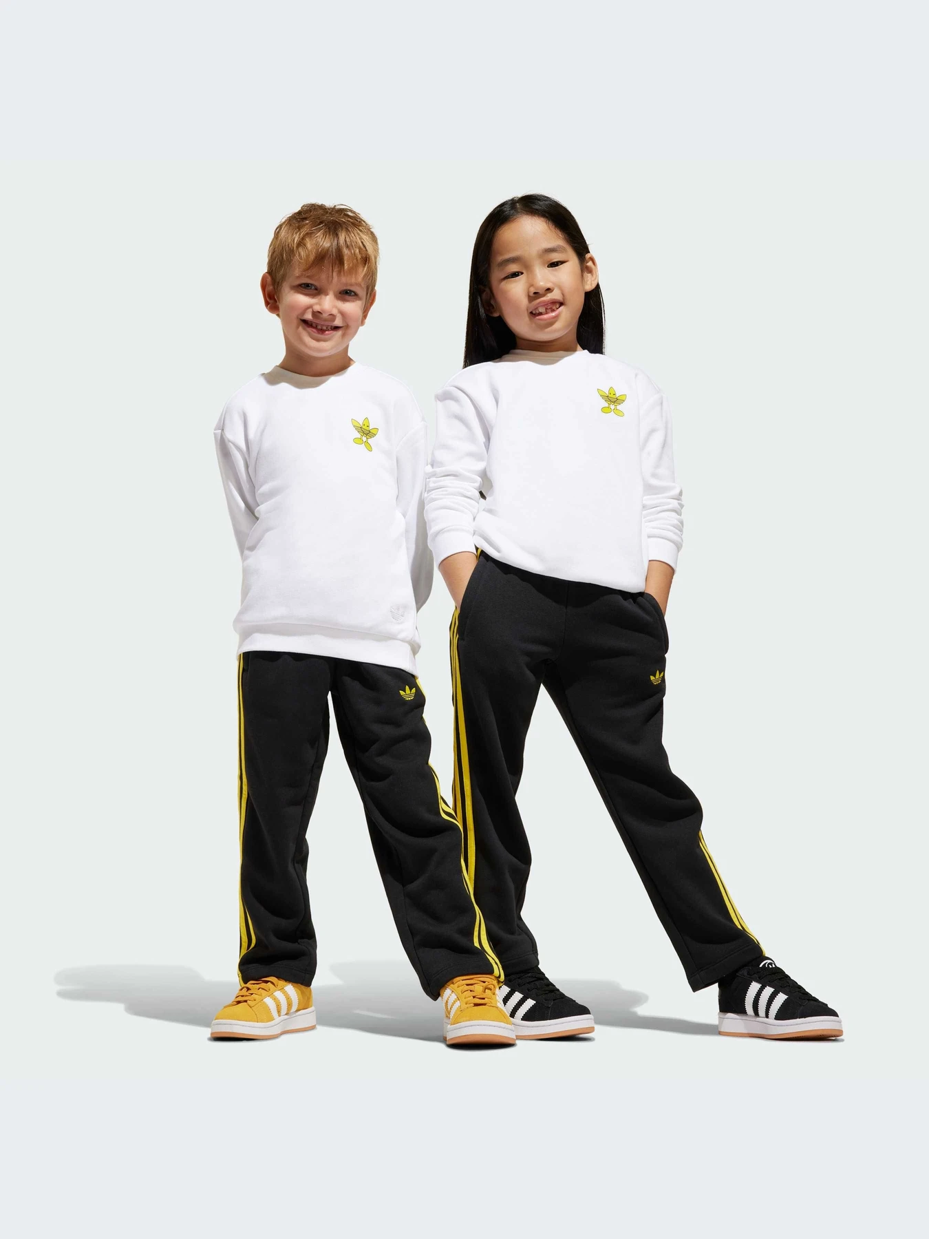 Костюмы Adidas модель JD0431-KZ Костюмы Adidas модель JD0431-KZ Фото
