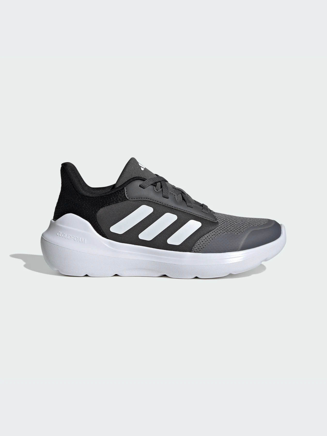 Кроссовки Adidas модель IE3545-KZ Кроссовки Adidas модель IE3545-KZ Фото