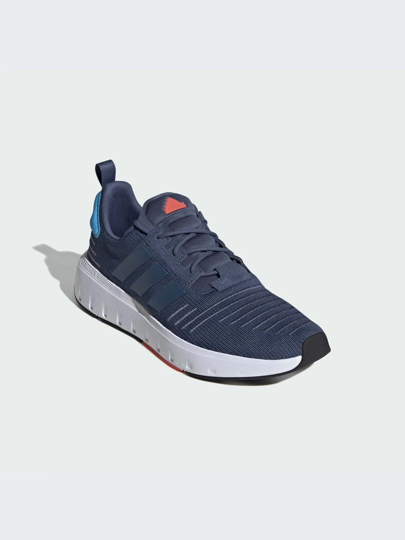 Кроссовки Adidas модель ID3018-KZ Кроссовки Adidas модель ID3018-KZ Фото
