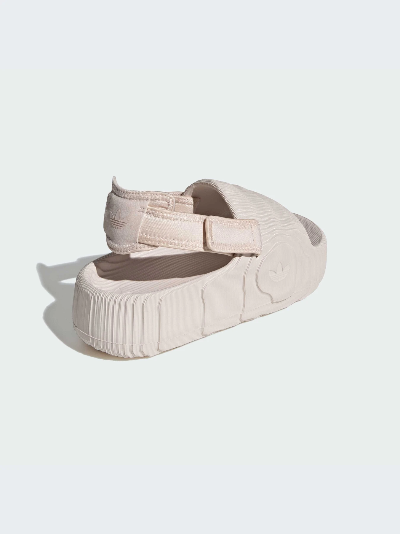 Сандалии Adidas Adilette модель IE5651-KZ Сандалии Adidas Adilette модель IE5651-KZ Фото
