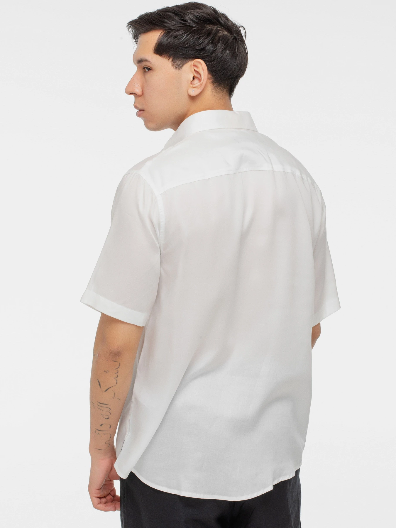 Рубашки Armani Exchange модель XM000451-AF13172-U0009 Рубашки Armani Exchange модель XM000451-AF13172-U0009 Фото