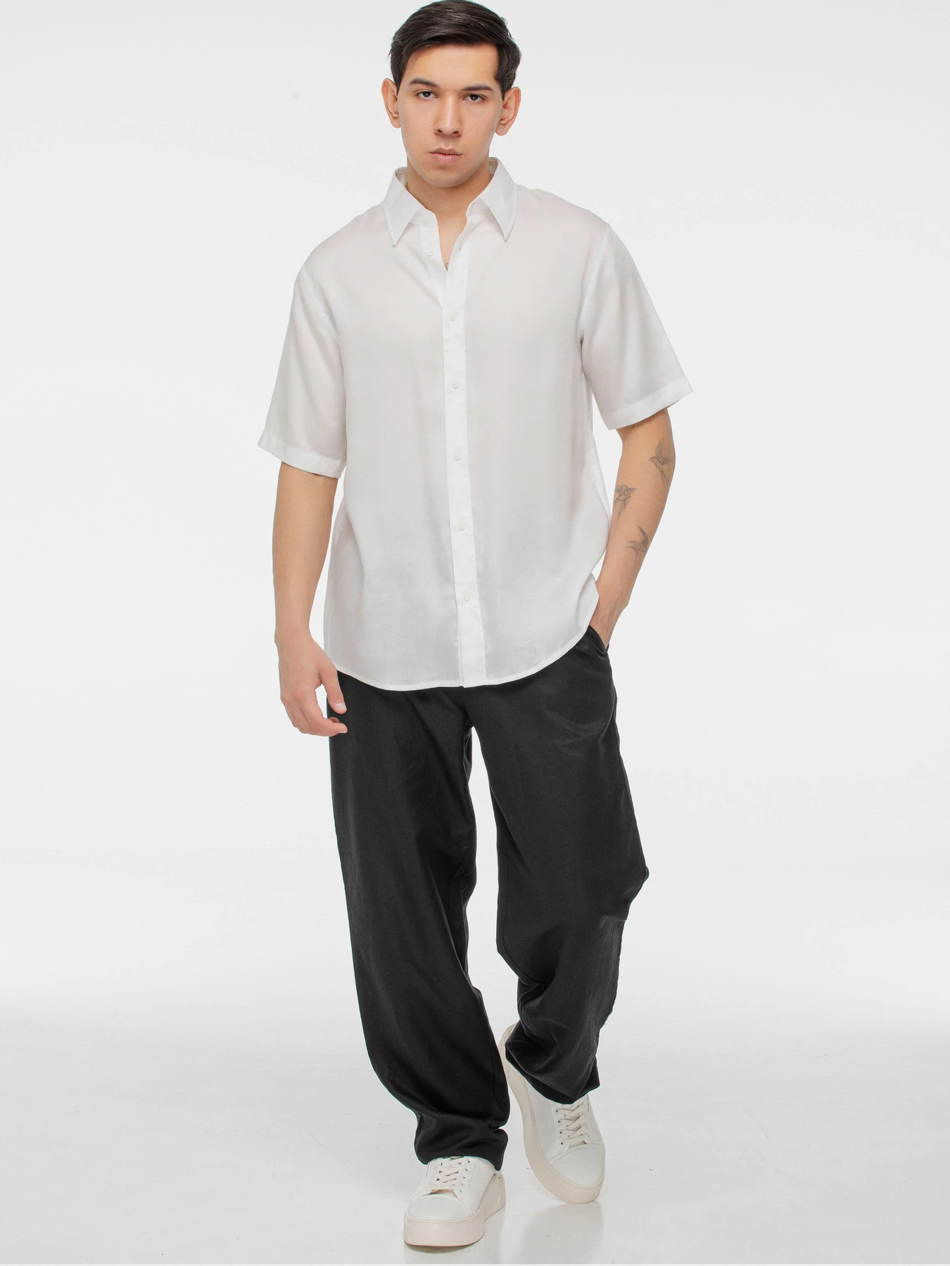 Рубашки Armani Exchange модель XM000451-AF13172-U0009 Рубашки Armani Exchange модель XM000451-AF13172-U0009 Фото