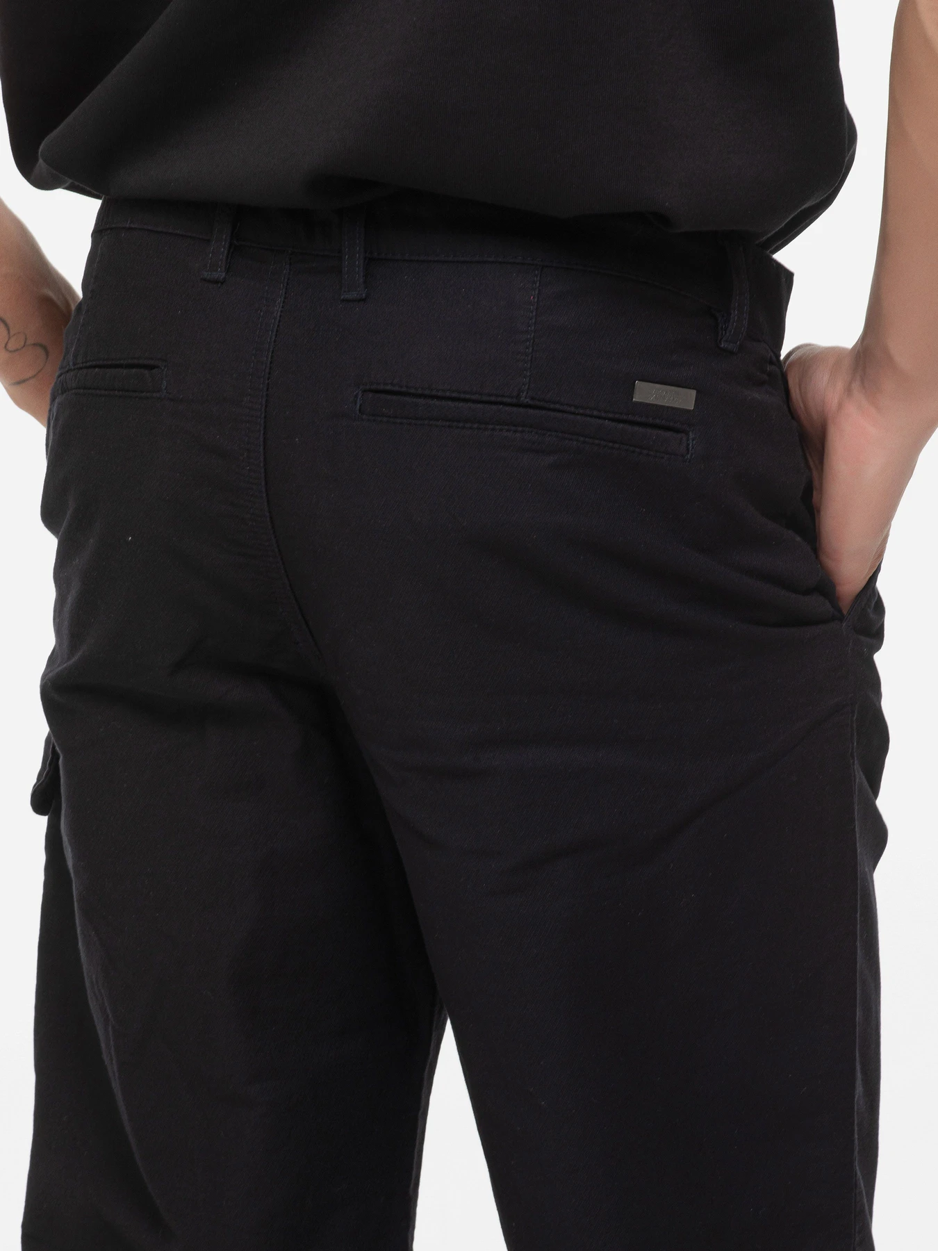 Брюки Armani Exchange модель XM001313-AF14862-UB101 Брюки Armani Exchange модель XM001313-AF14862-UB101 Фото