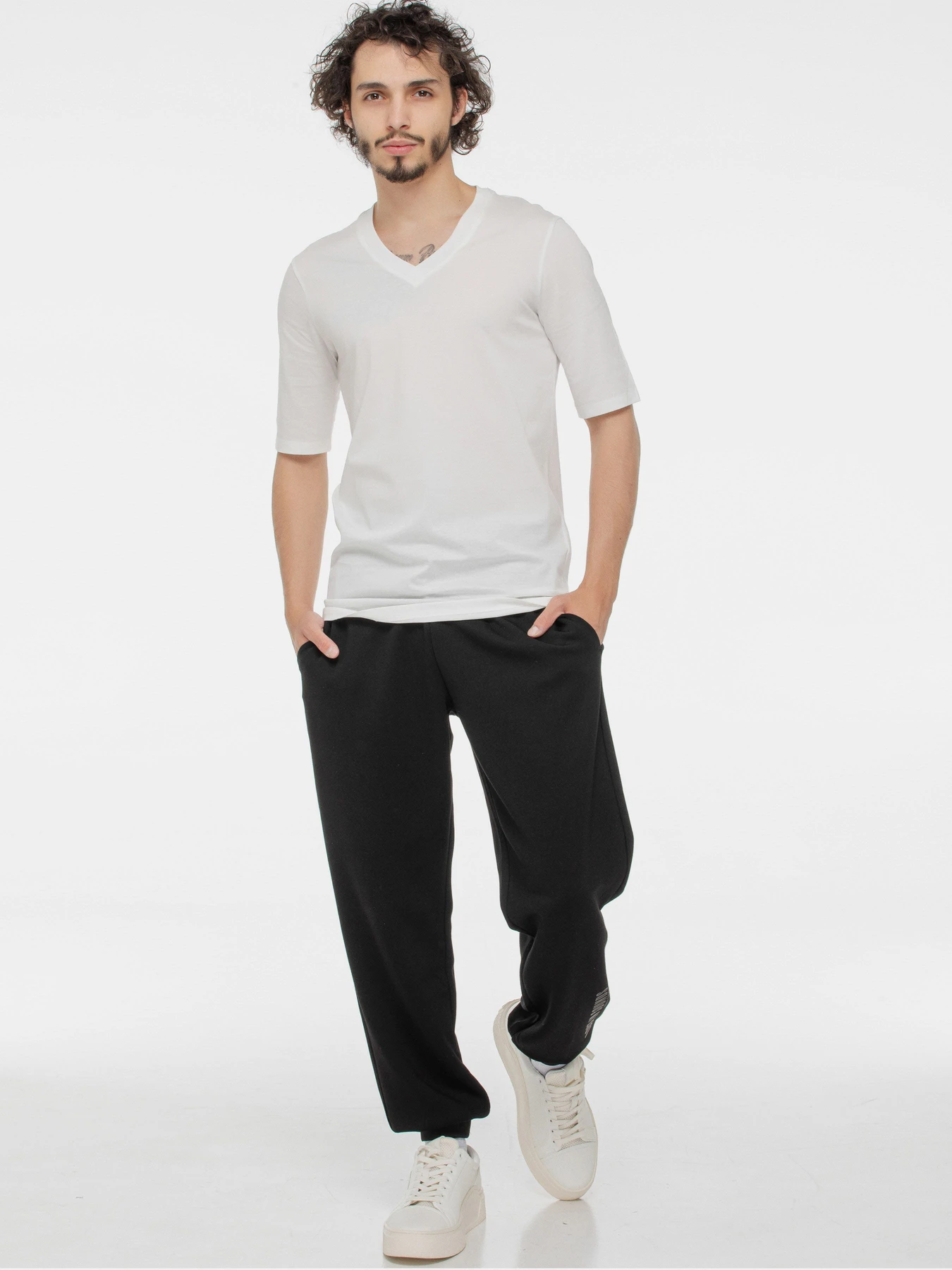 Футболки и поло Armani Exchange модель XM000727-AF10364-U0009 Фото
