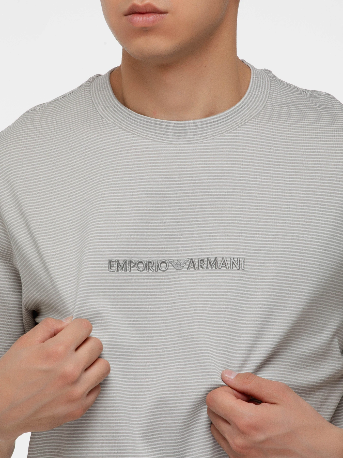 Футболки и поло Emporio Armani модель EM000824-AF12927-F0089 Футболки и поло Emporio Armani модель EM000824-AF12927-F0089 Фото