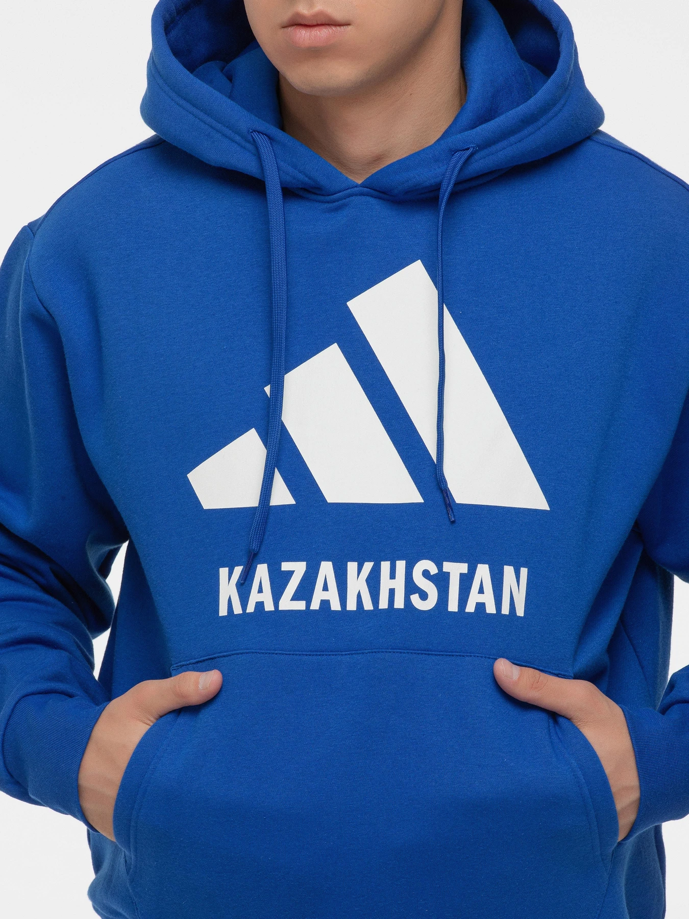 Худи и свитшоты Adidas модель JN3935 Худи и свитшоты Adidas модель JN3935 Фото